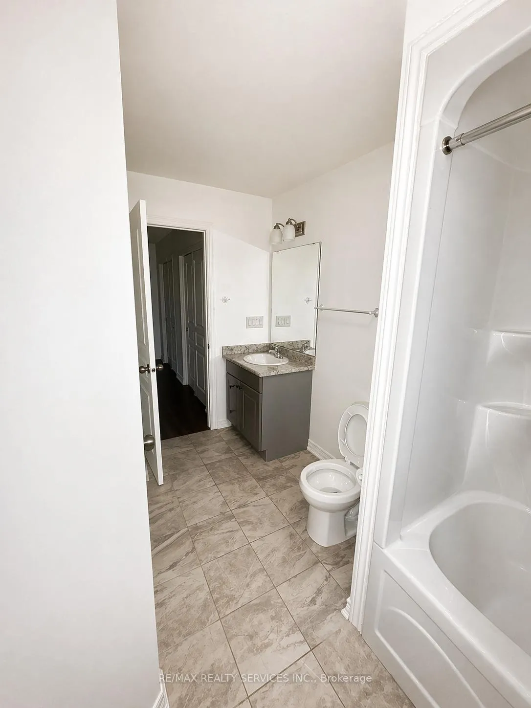 Photo 13 of Unit 59, 6118 Kelsey Crescent, Niagara Falls, Forestview — HOMEH