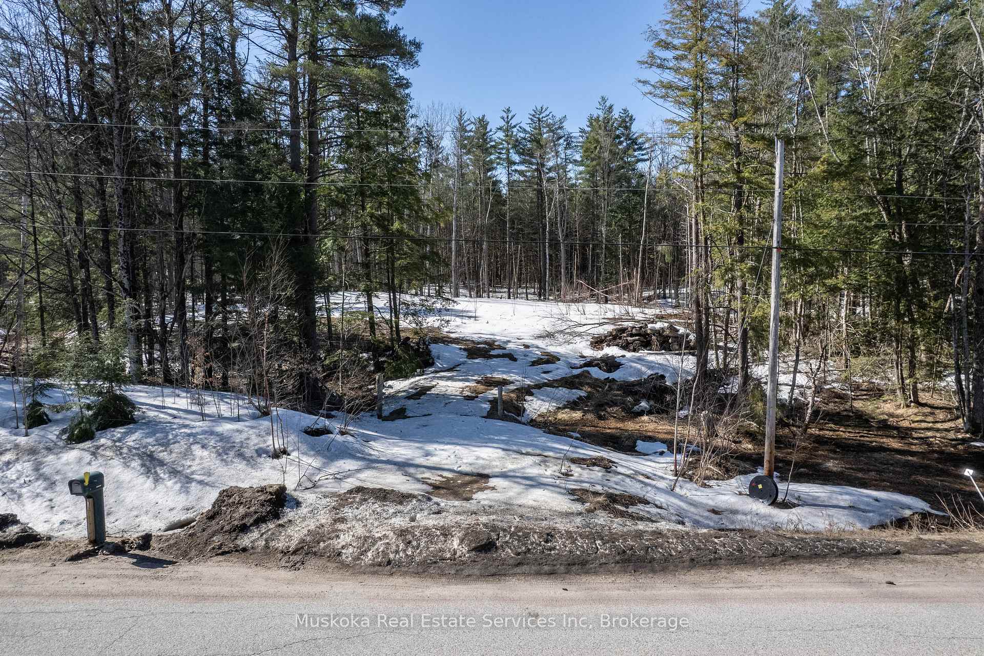 Photo 14 of 1023 Sparrow Lake Route, Gravenhurst, Morrison — HOMEH
