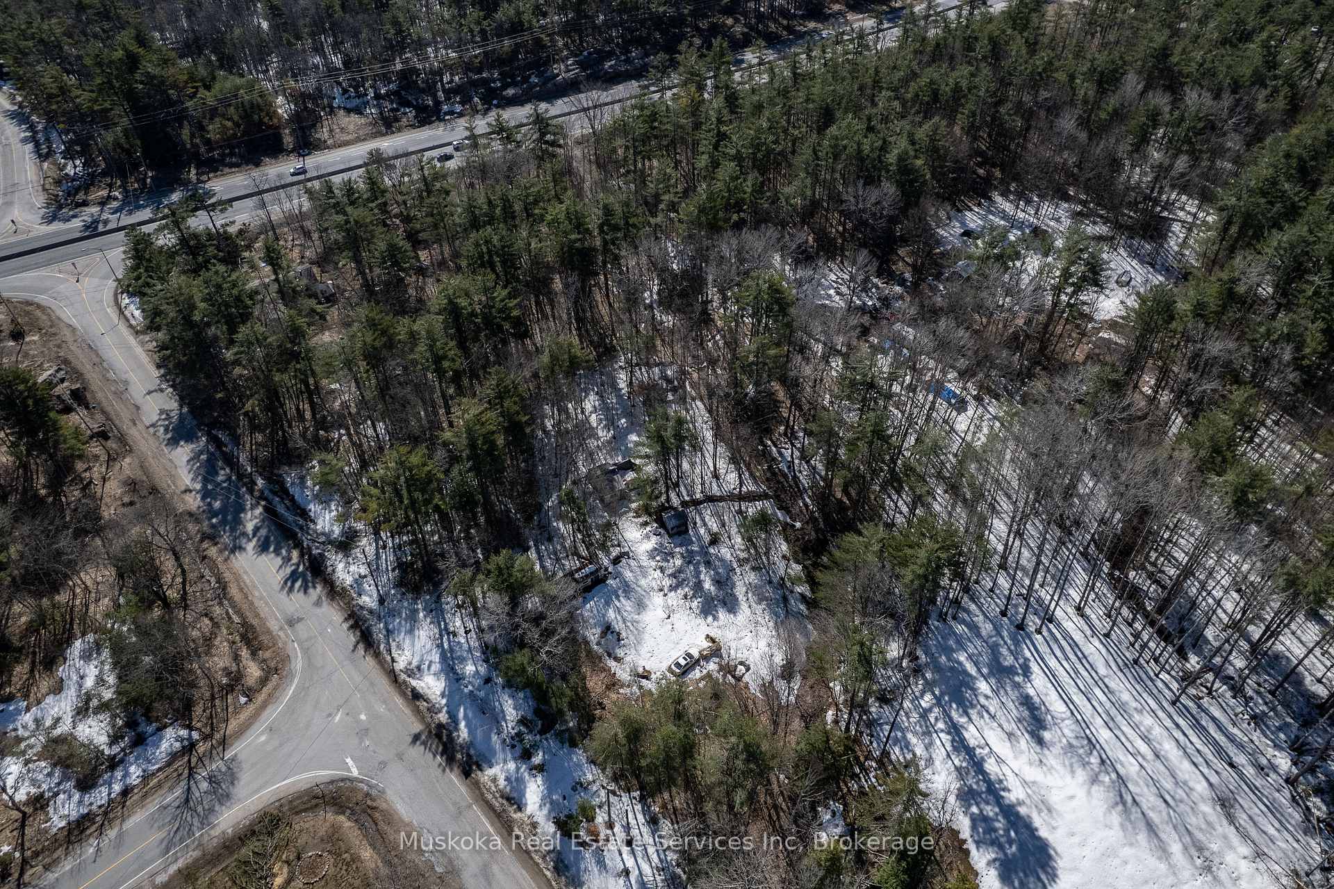 Photo 18 of 1023 Sparrow Lake Route, Gravenhurst, Morrison — HOMEH