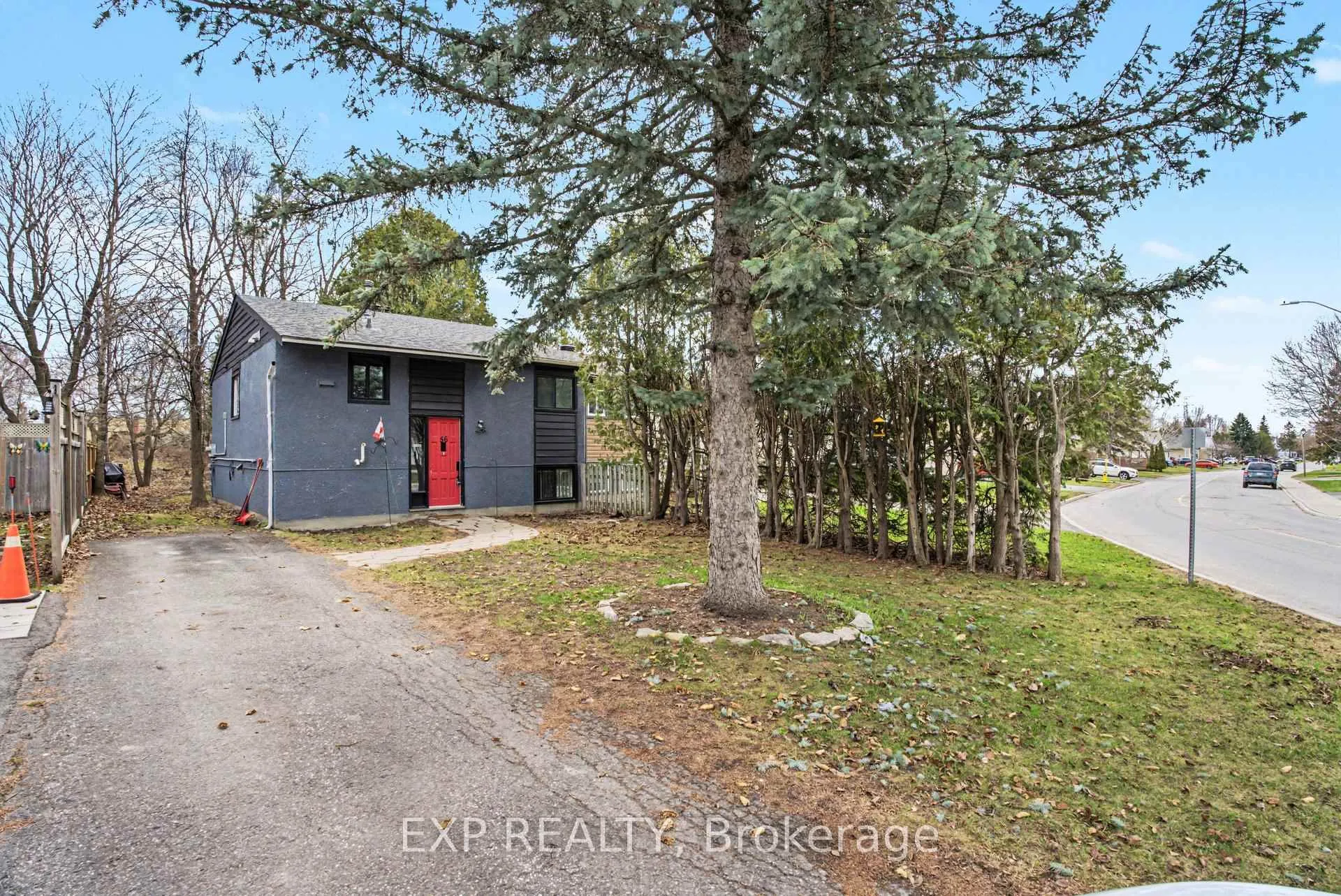 Photo 3 of 56 Glamorgan Drive, Ottawa, Kanata - Glencairn/Hazeldean — HOMEH