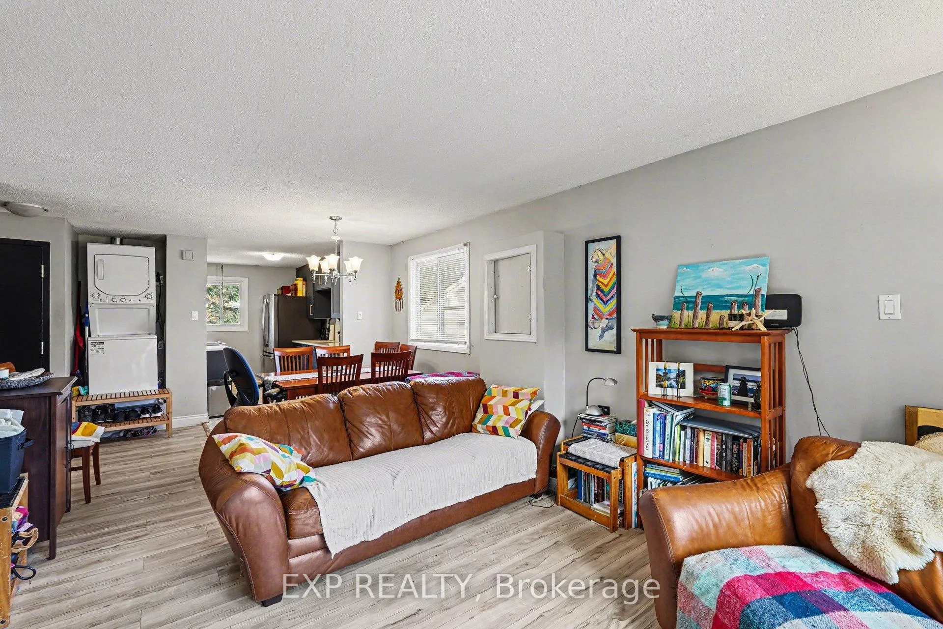 Photo 11 of 56 Glamorgan Drive, Ottawa, Kanata - Glencairn/Hazeldean — HOMEH