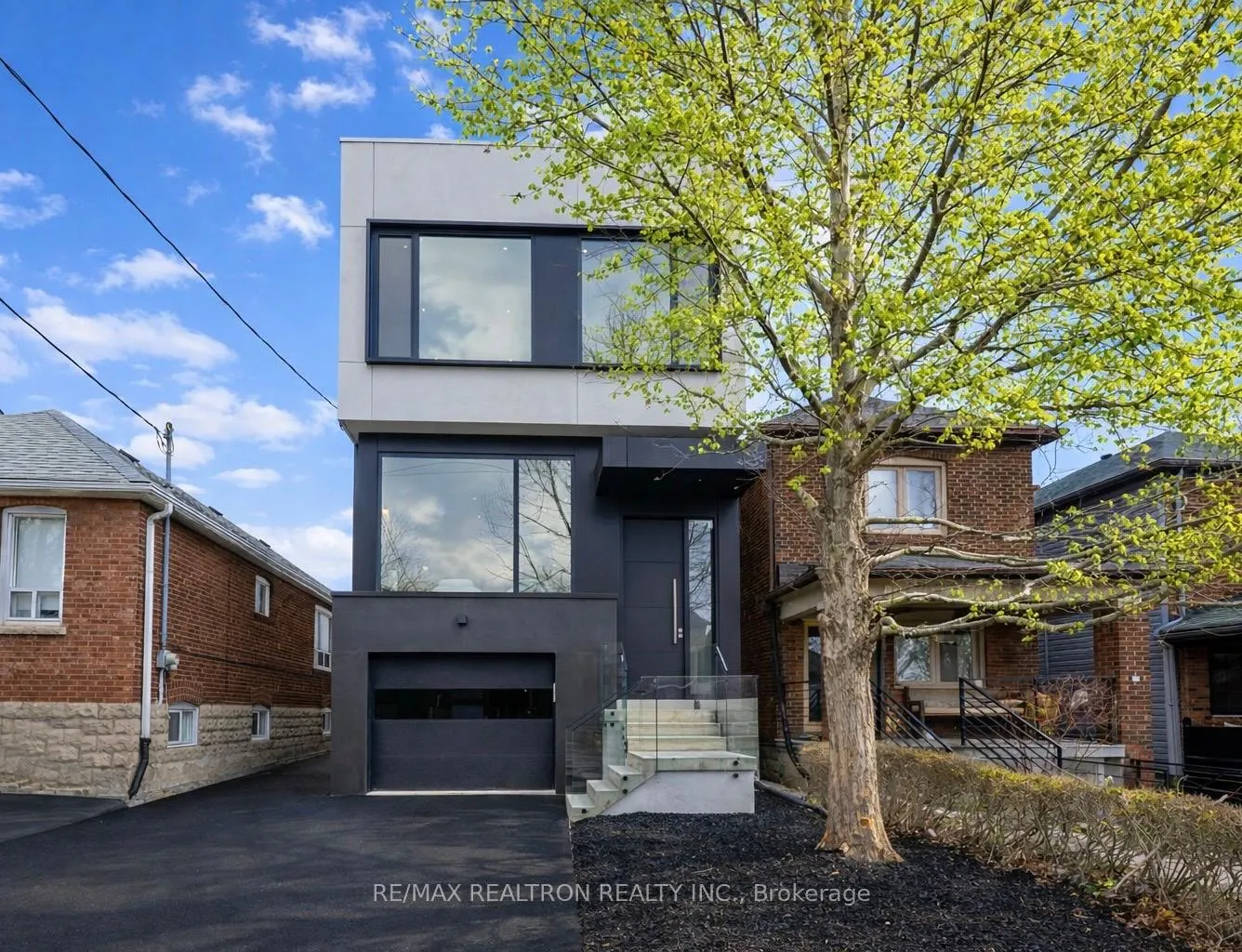 Front of 315 Arlington Avenue