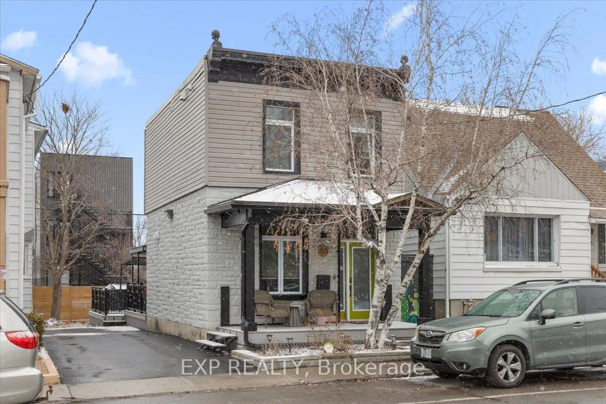 Front of 185 Deschamps Avenue