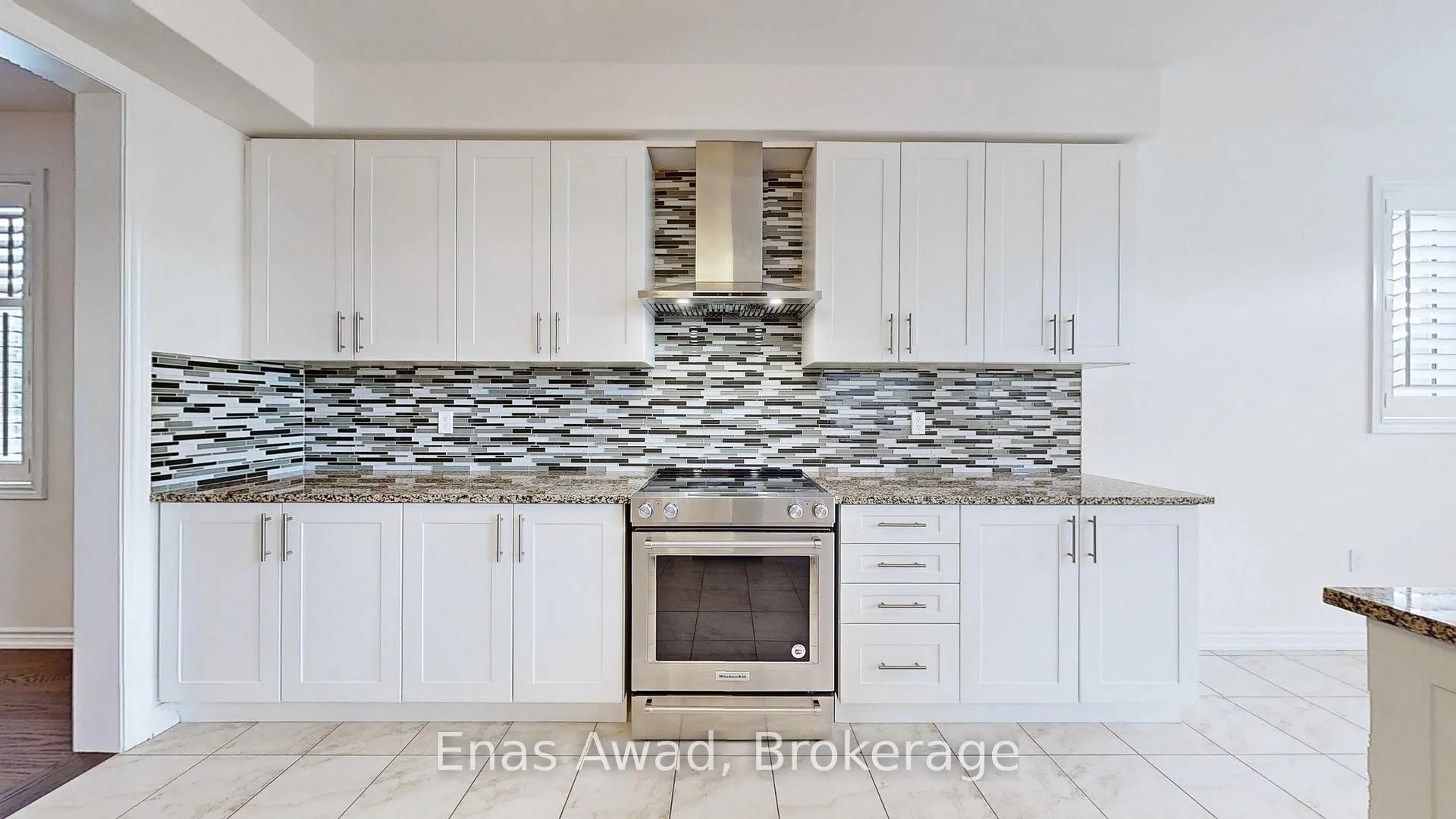 Photo 16 of 1449 Gilford Road, Innisfil, Gilford — HOMEH