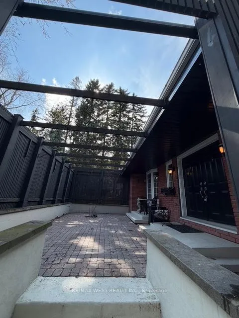Photo 2 of 1184 Kingston Rd N, Pickering, Town Centre — HOMEH