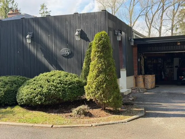 Photo 4 of 1184 Kingston Rd N, Pickering, Town Centre — HOMEH