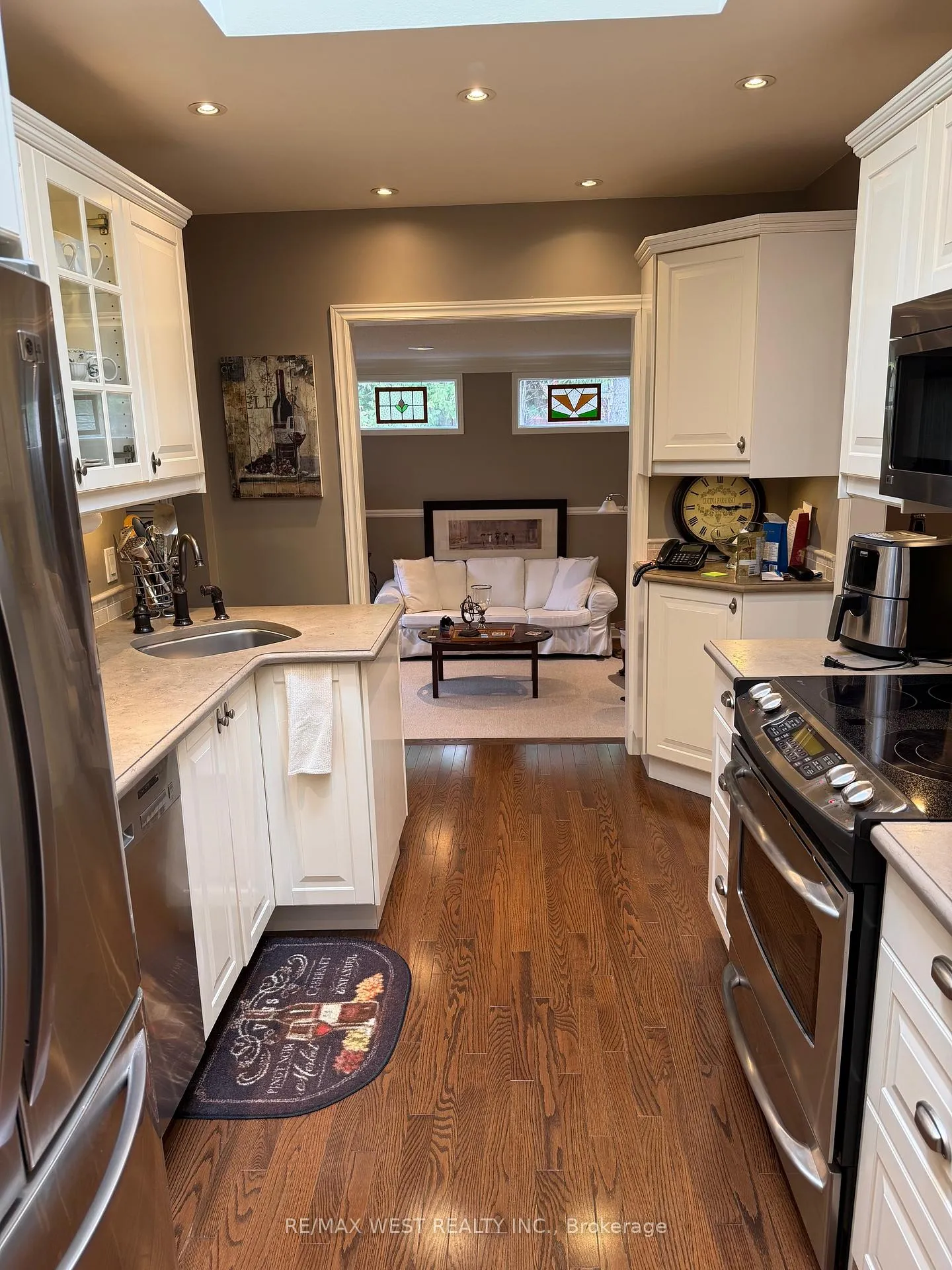 Photo 17 of 1184 Kingston Rd N, Pickering, Town Centre — HOMEH