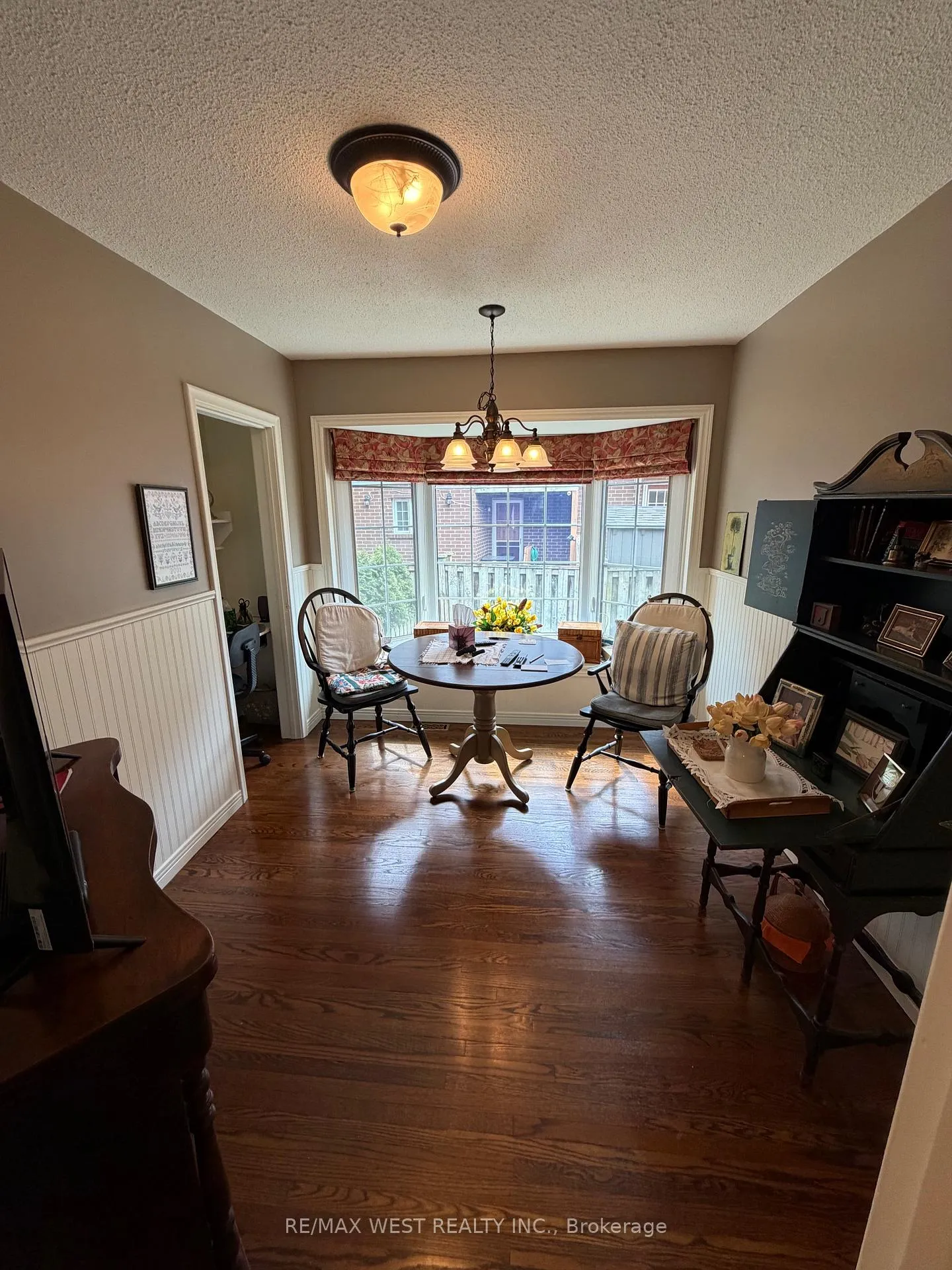 Photo 19 of 1184 Kingston Rd N, Pickering, Town Centre — HOMEH