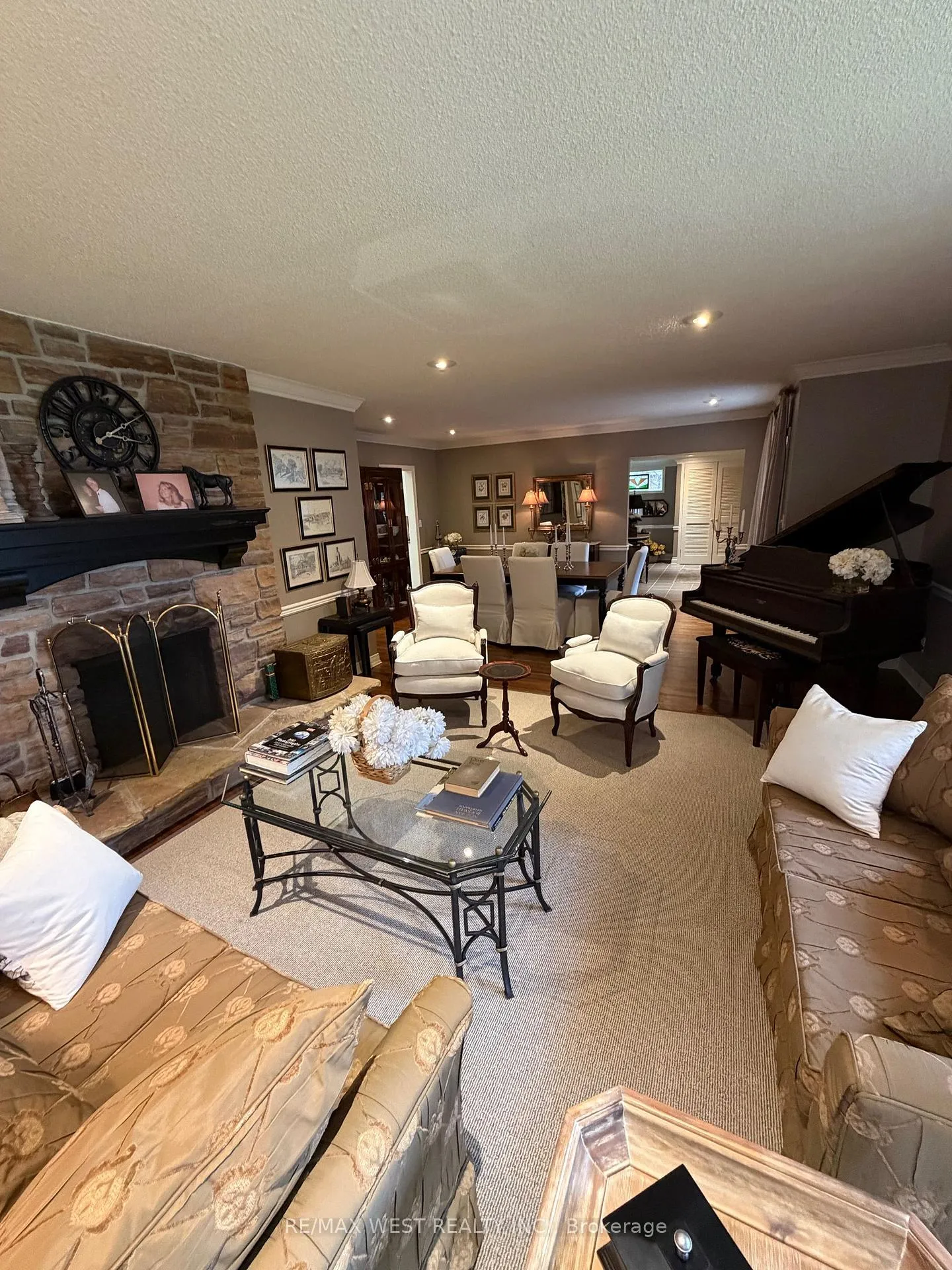 Photo 27 of 1184 Kingston Rd N, Pickering, Town Centre — HOMEH