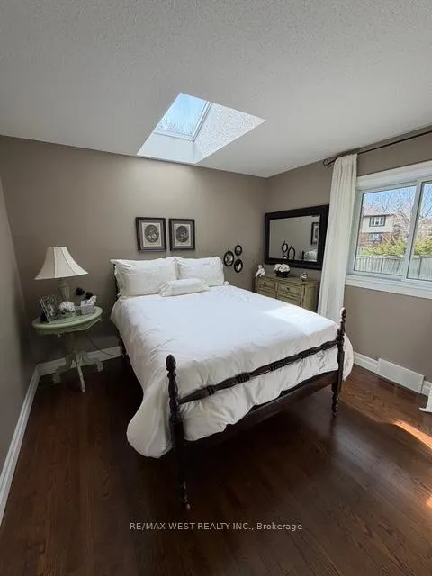 Photo 33 of 1184 Kingston Rd N, Pickering, Town Centre — HOMEH