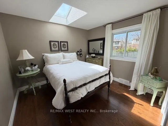 Photo 34 of 1184 Kingston Rd N, Pickering, Town Centre — HOMEH