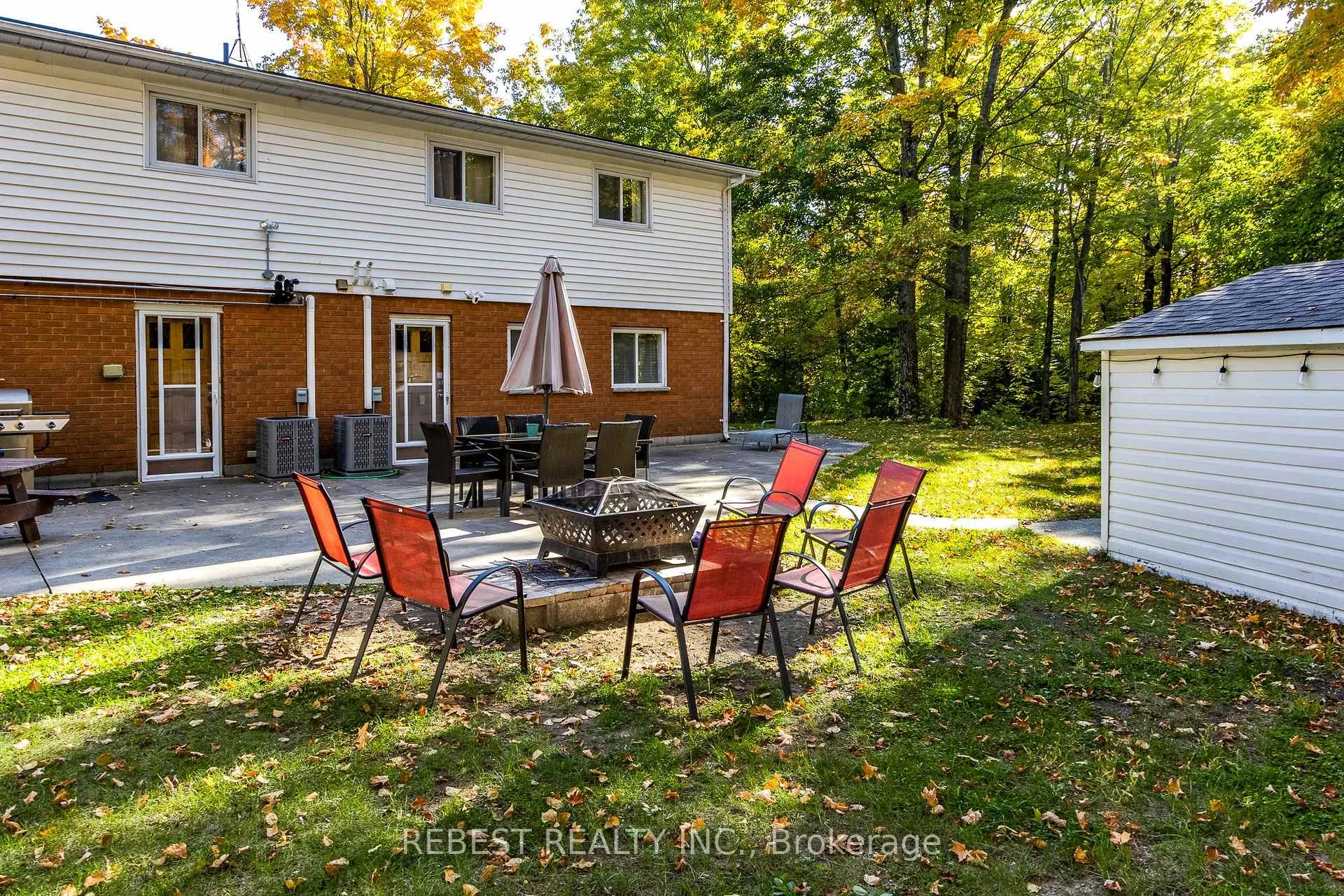 Photo 2 of Unit #B, 910 Concession Rd 17, Tiny, Rural Tiny — HOMEH