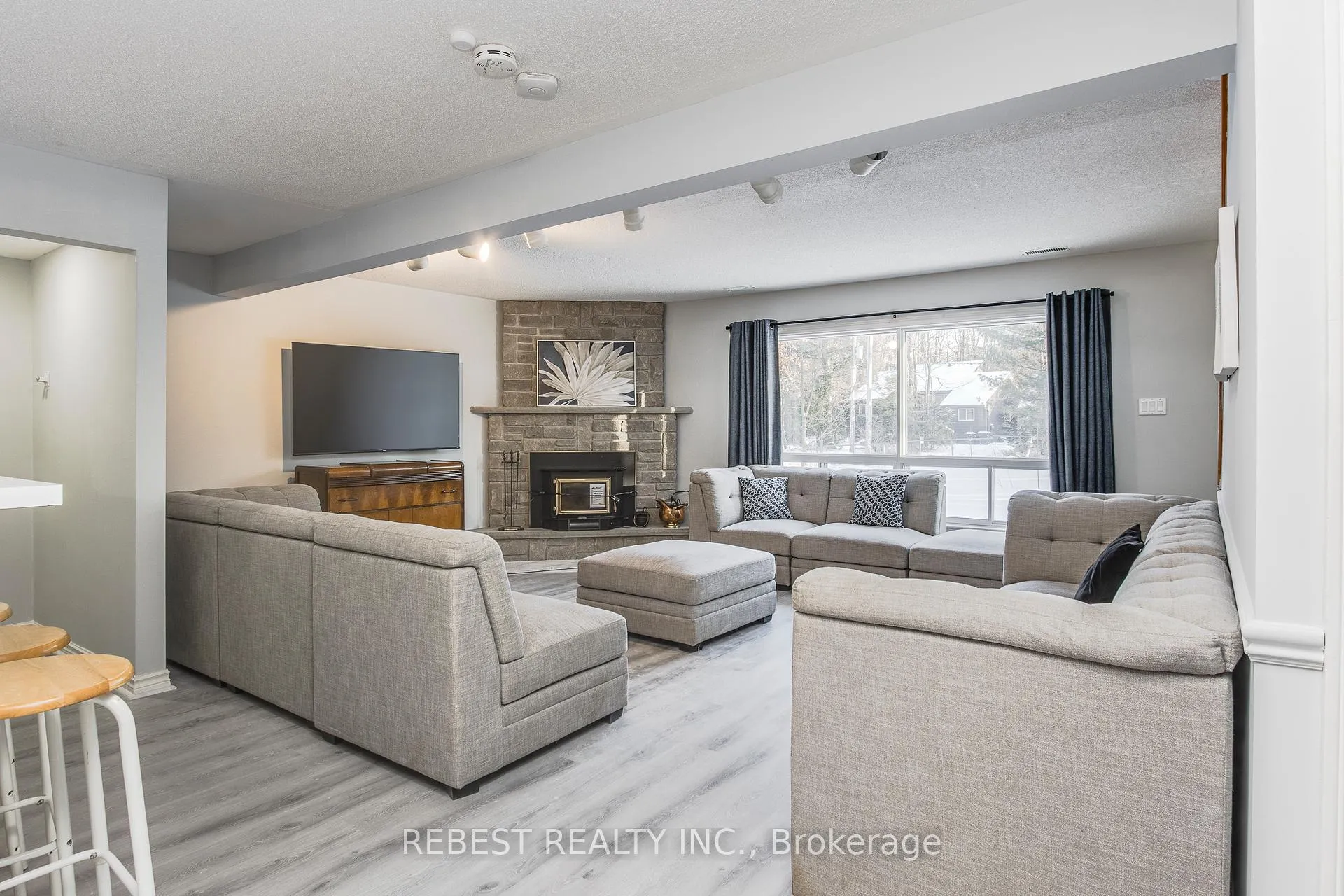 Photo 8 of Unit #B, 910 Concession Rd 17, Tiny, Rural Tiny — HOMEH