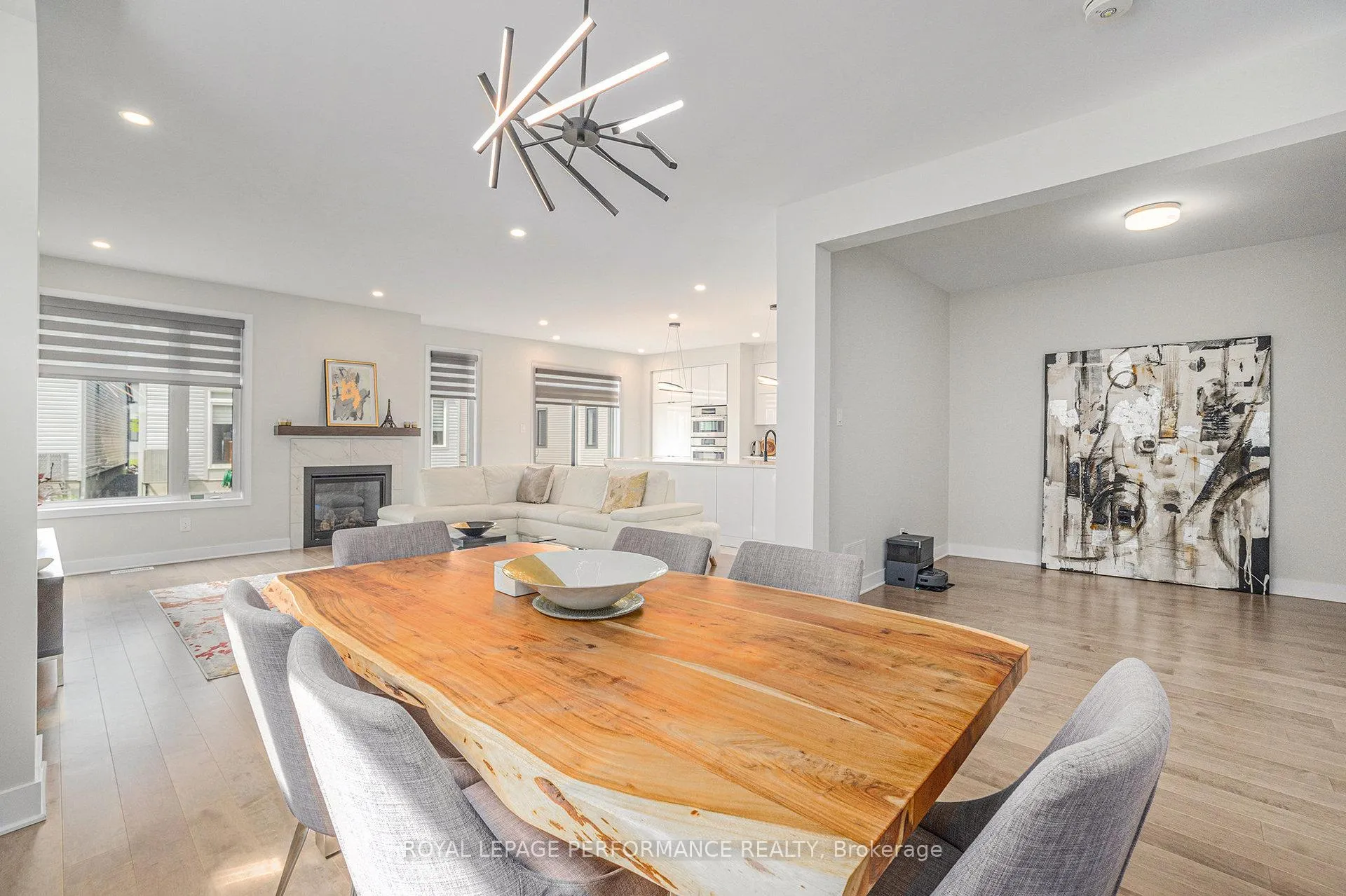 Photo 11 of 233 Beaugency Street, Ottawa, Chapel Hill South - Orleans Village — HOMEH