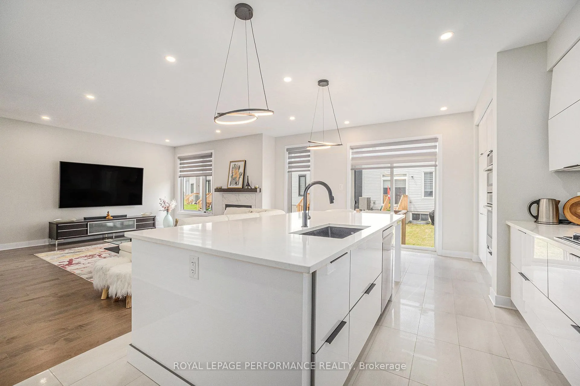 Photo 12 of 233 Beaugency Street, Ottawa, Chapel Hill South - Orleans Village — HOMEH