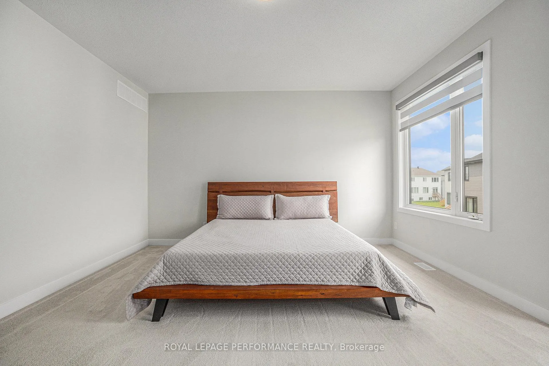 Photo 20 of 233 Beaugency Street, Ottawa, Chapel Hill South - Orleans Village — HOMEH