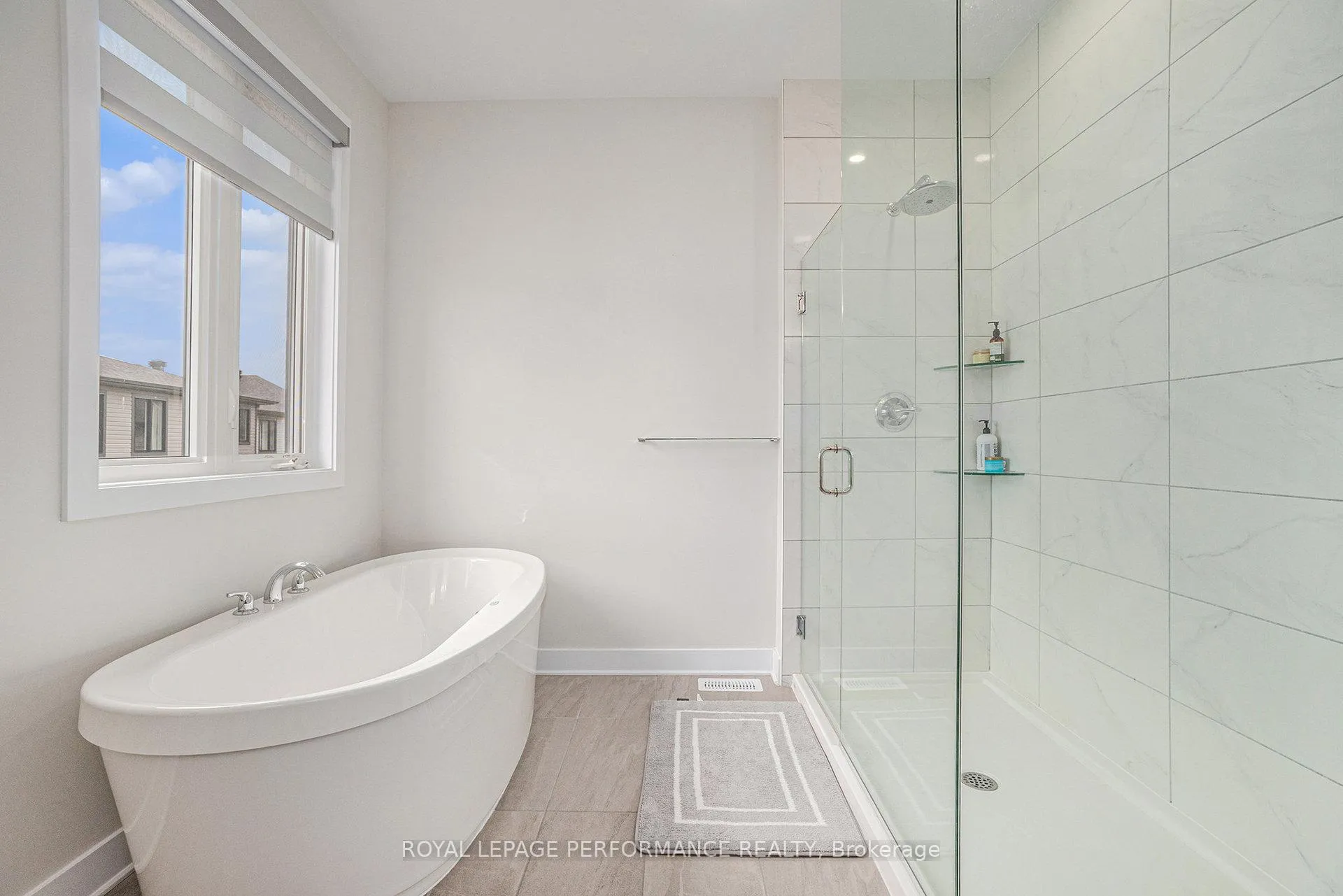 Photo 22 of 233 Beaugency Street, Ottawa, Chapel Hill South - Orleans Village — HOMEH