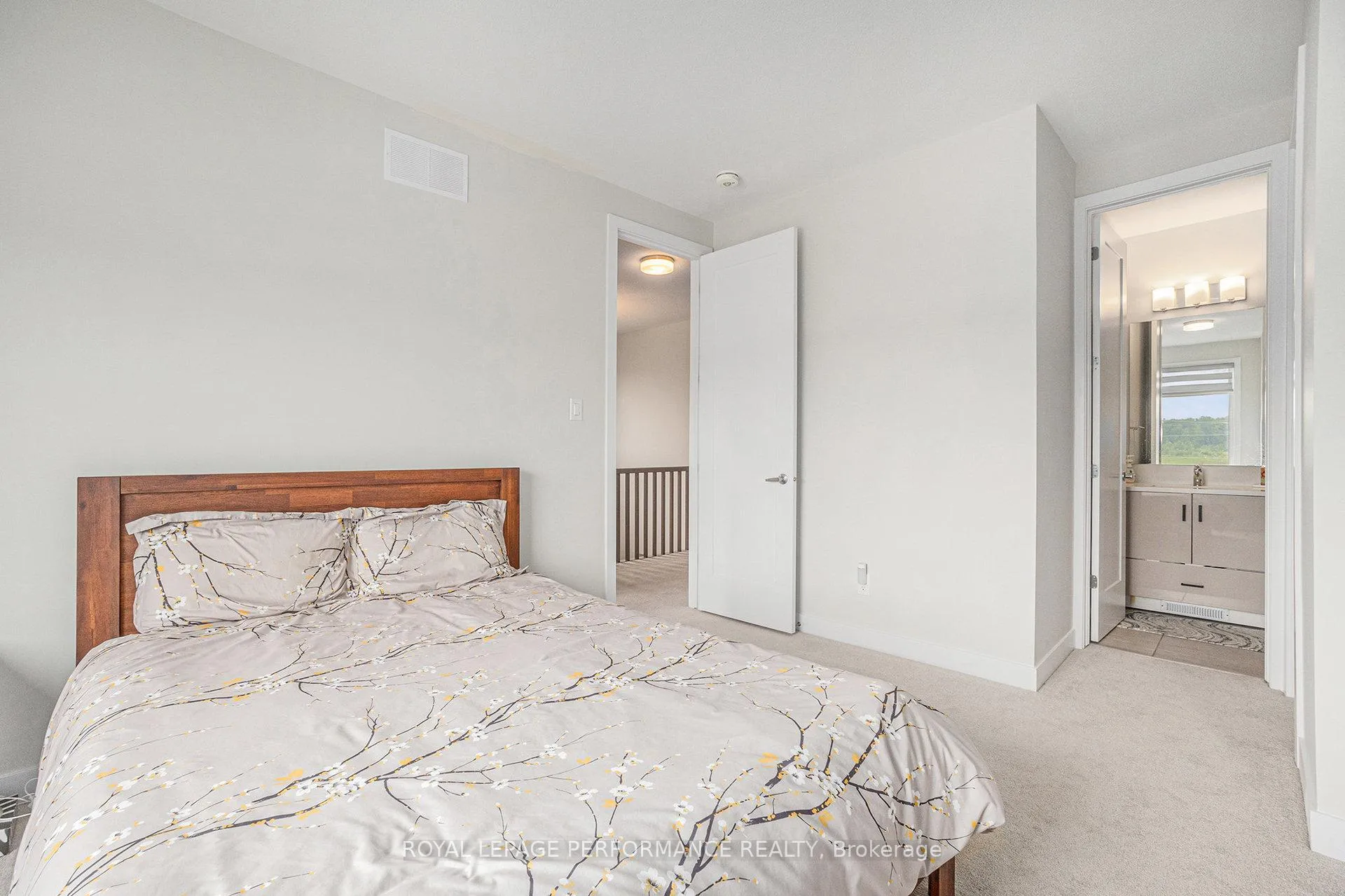 Photo 24 of 233 Beaugency Street, Ottawa, Chapel Hill South - Orleans Village — HOMEH
