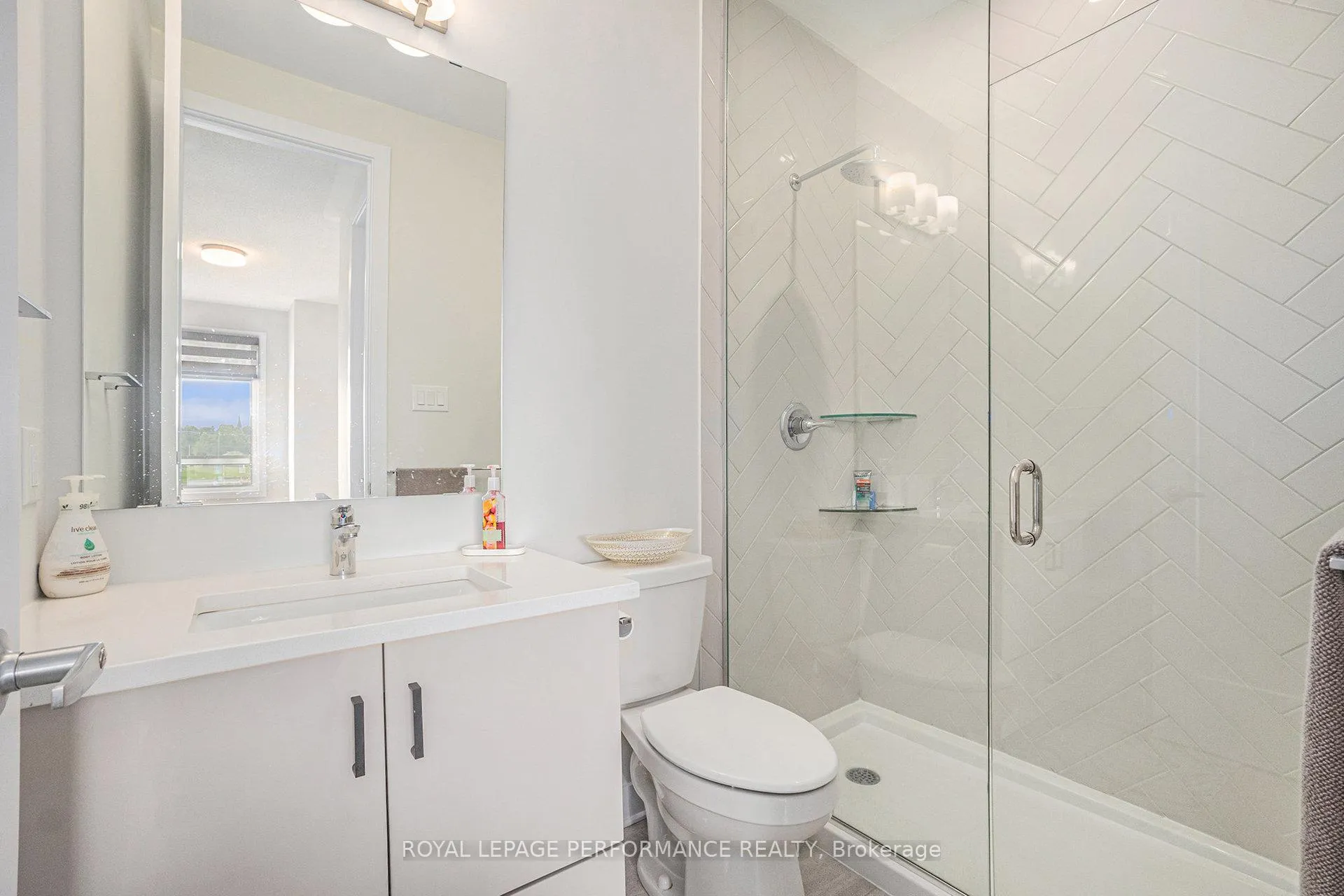 Photo 25 of 233 Beaugency Street, Ottawa, Chapel Hill South - Orleans Village — HOMEH