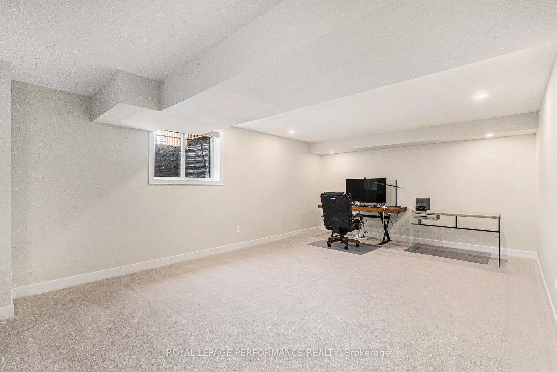 Photo 30 of 233 Beaugency Street, Ottawa, Chapel Hill South - Orleans Village — HOMEH