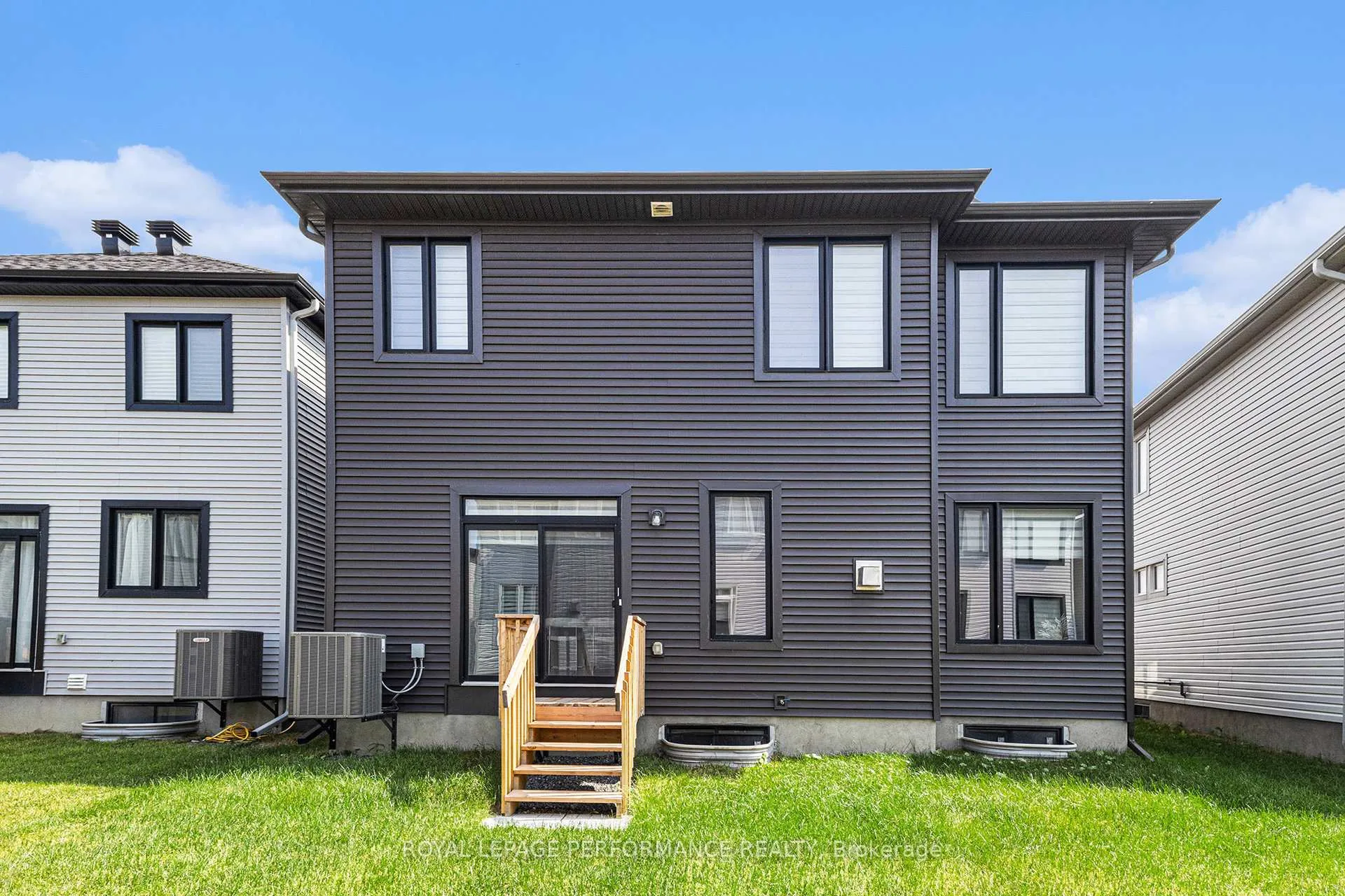 Photo 34 of 233 Beaugency Street, Ottawa, Chapel Hill South - Orleans Village — HOMEH