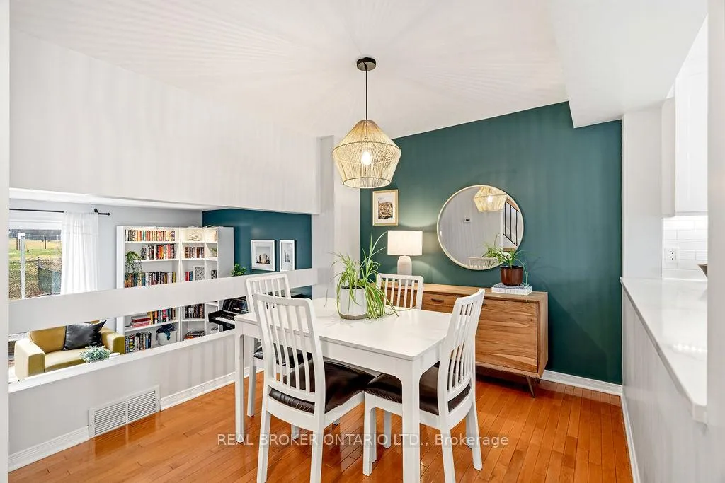 Photo 8 of 1095 Avignon Court, Ottawa, Orleans Wood — HOMEH