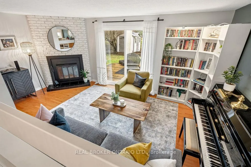 Photo 12 of 1095 Avignon Court, Ottawa, Orleans Wood — HOMEH