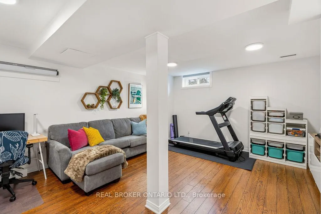 Photo 23 of 1095 Avignon Court, Ottawa, Orleans Wood — HOMEH