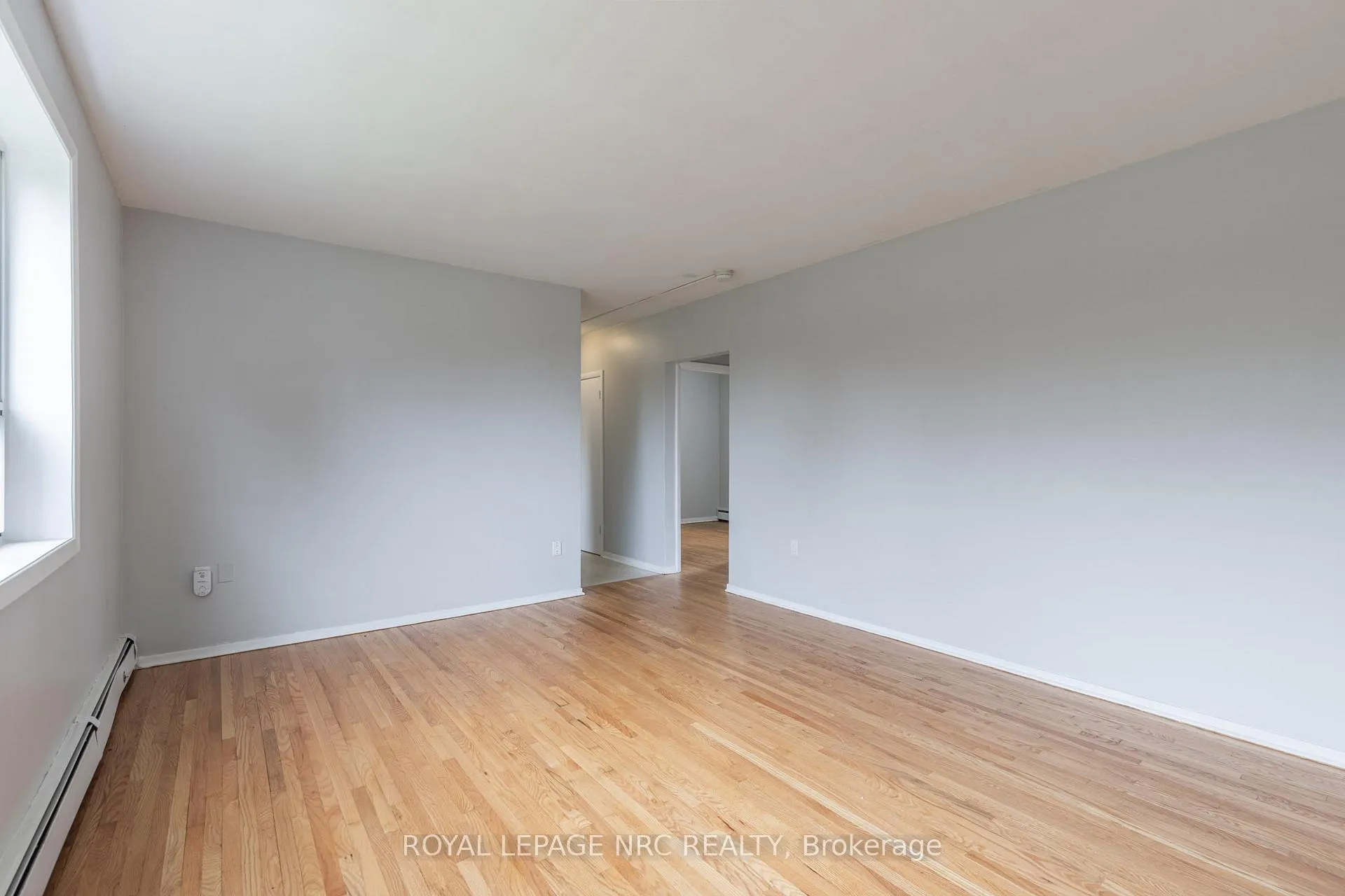 Photo 10 of Unit Unit 3, 3-5 Olive Street, Grimsby, Grimsby Beach — HOMEH
