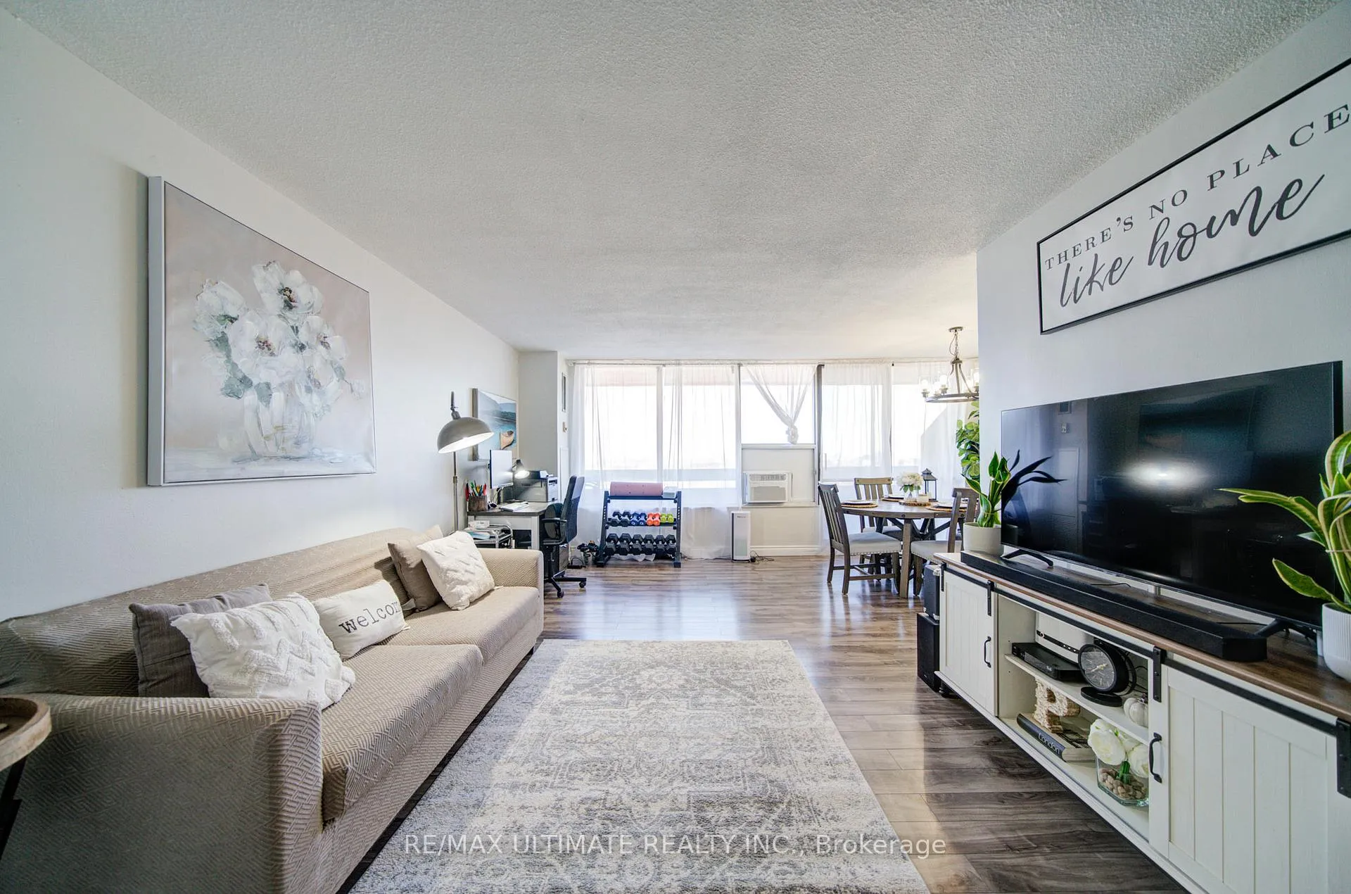 Photo 7 of Unit Ph#11, 11 Wincott Drive, Etobicoke, Kingsview Village-The Westway — HOMEH