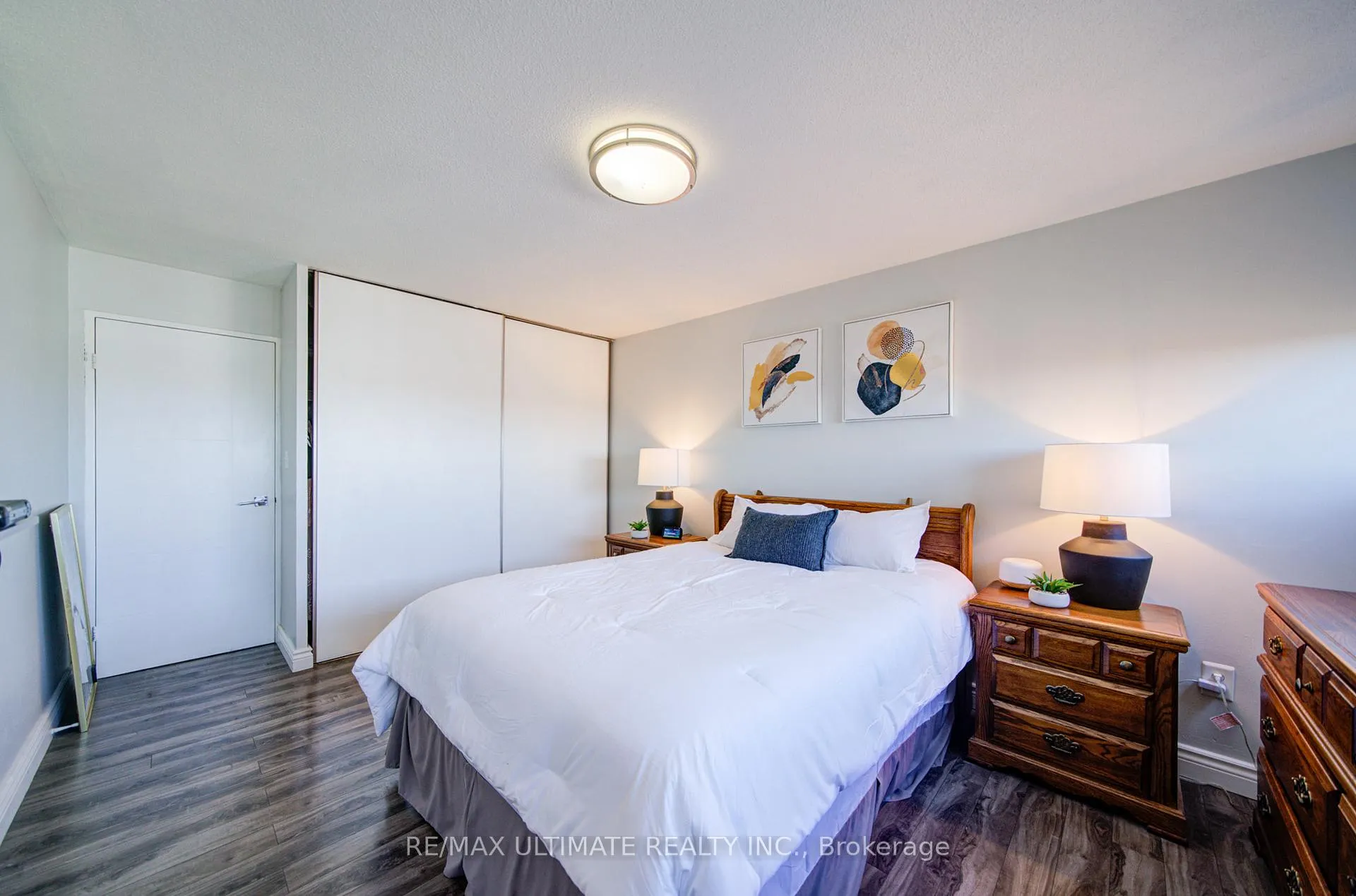Photo 24 of Unit Ph#11, 11 Wincott Drive, Etobicoke, Kingsview Village-The Westway — HOMEH