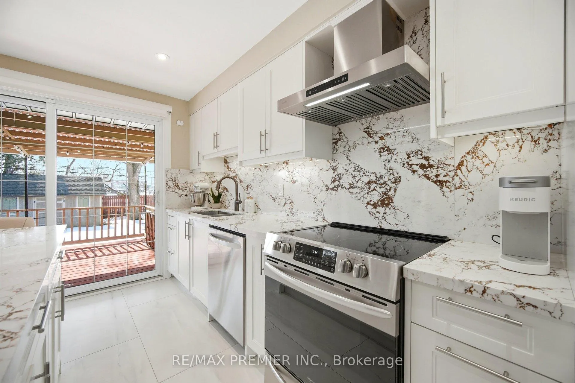 Photo 21 of 267 Jeffcoat Drive, Etobicoke, West Humber-Clairville — HOMEH