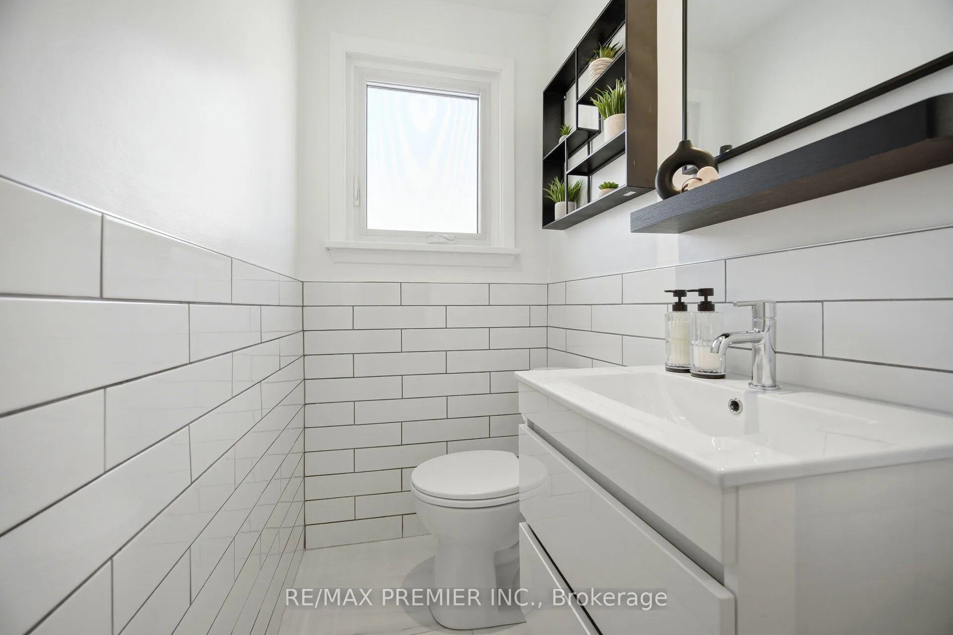 Photo 24 of 267 Jeffcoat Drive, Etobicoke, West Humber-Clairville — HOMEH