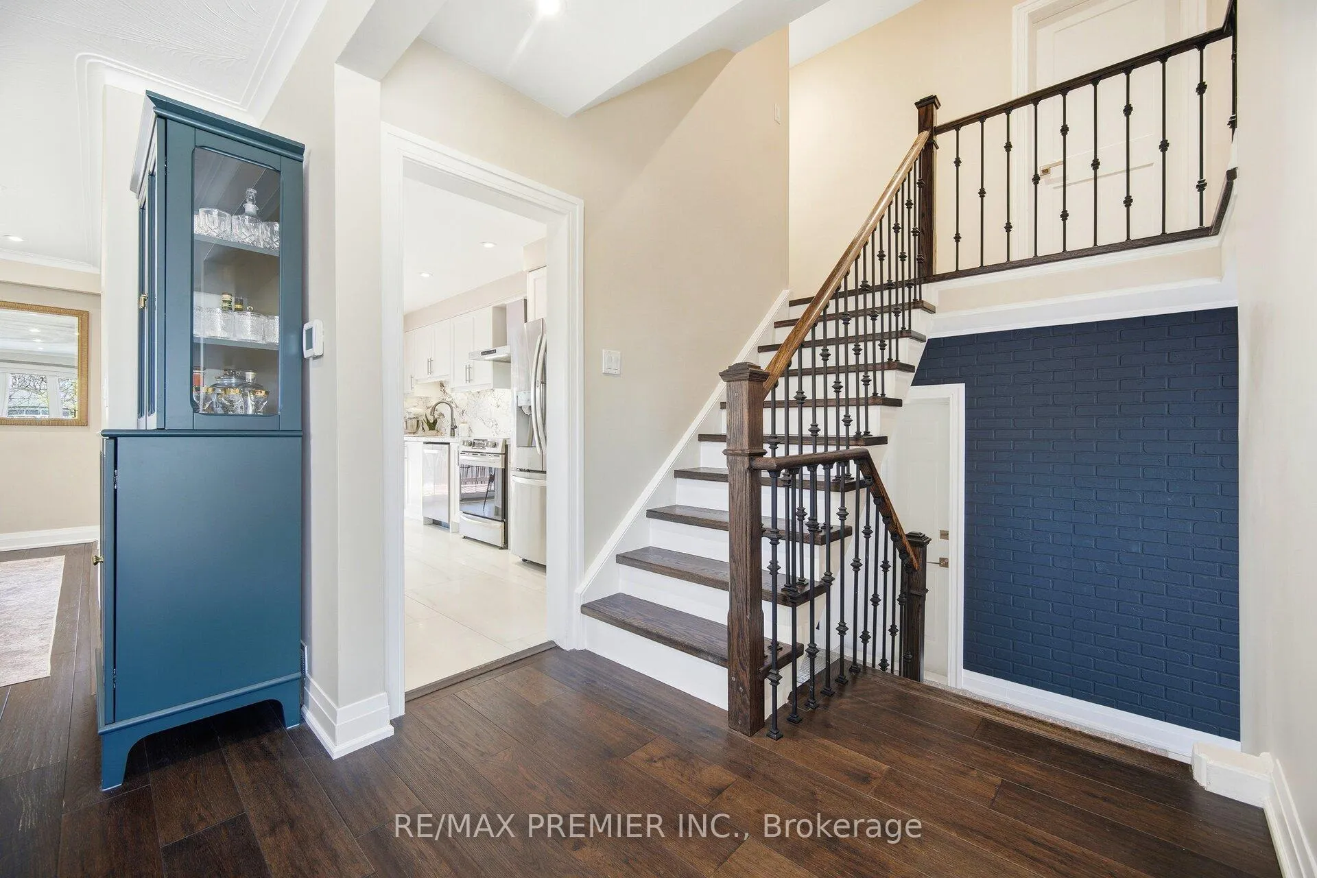 Photo 25 of 267 Jeffcoat Drive, Etobicoke, West Humber-Clairville — HOMEH
