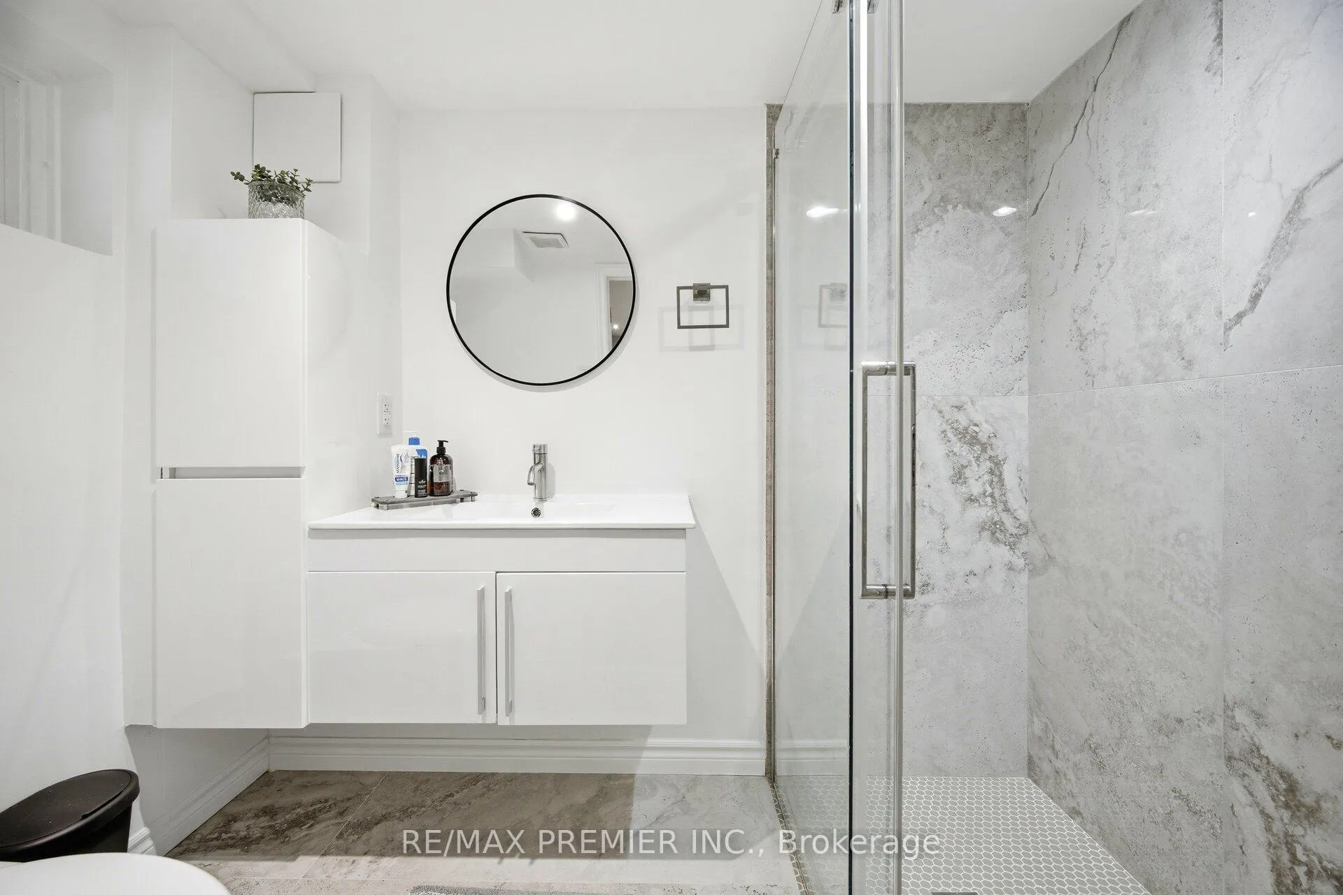 Photo 42 of 267 Jeffcoat Drive, Etobicoke, West Humber-Clairville — HOMEH