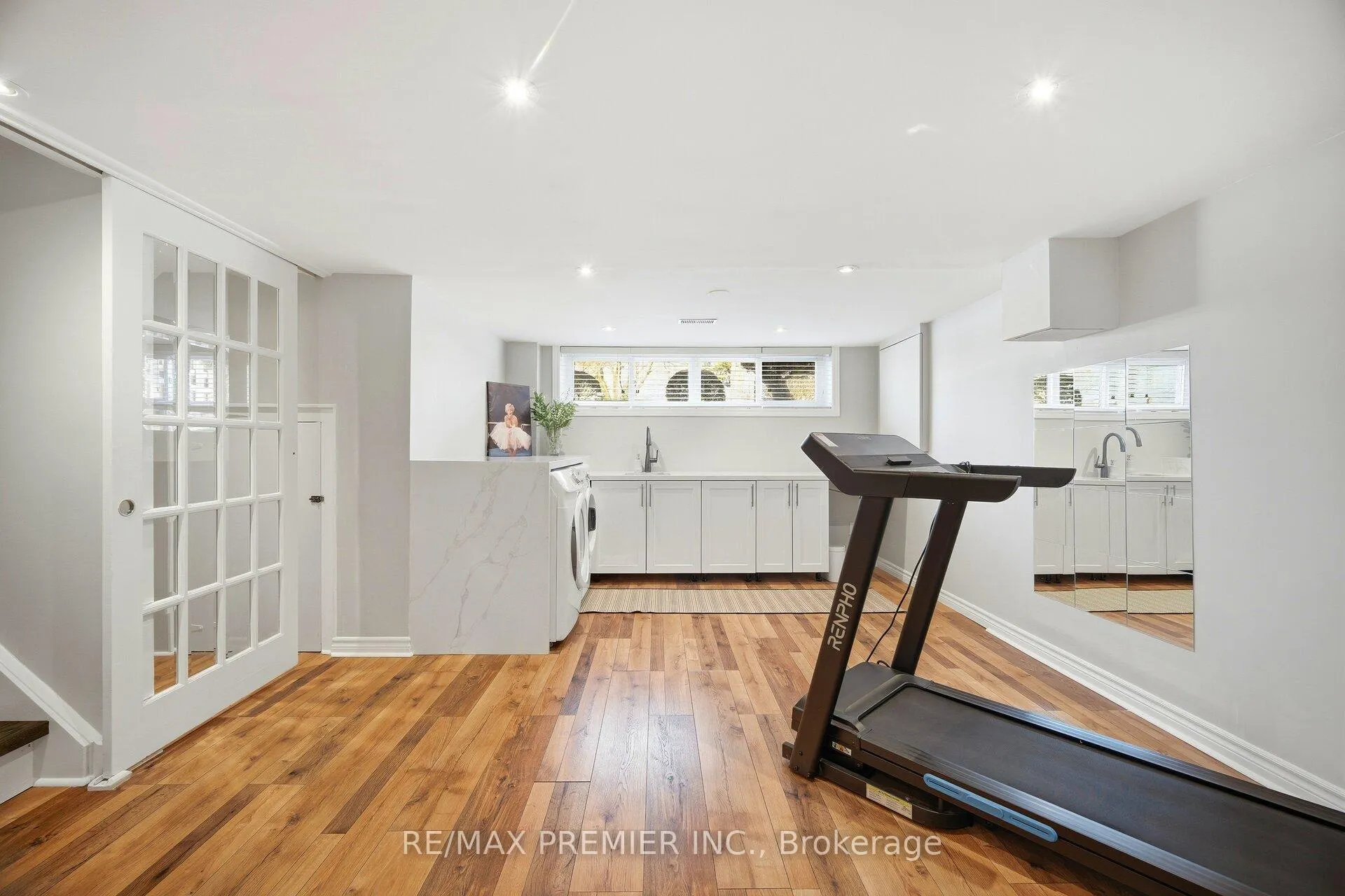 Photo 44 of 267 Jeffcoat Drive, Etobicoke, West Humber-Clairville — HOMEH
