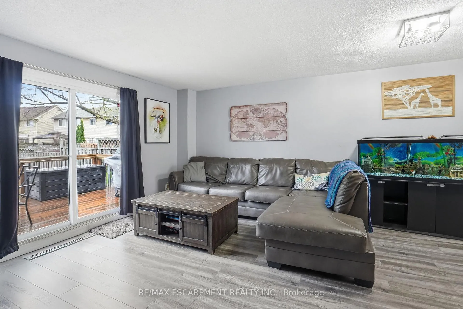 Photo 13 of 16 Enfield Crescent, Brantford — HOMEH