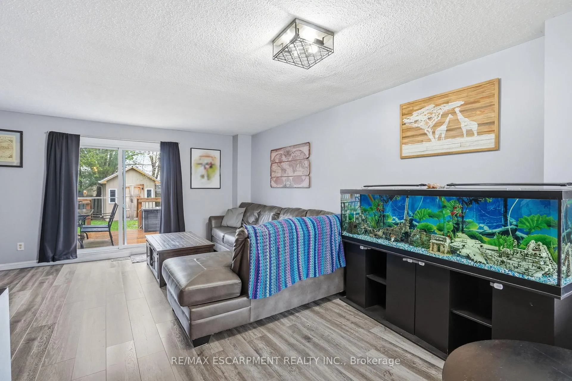 Photo 14 of 16 Enfield Crescent, Brantford — HOMEH