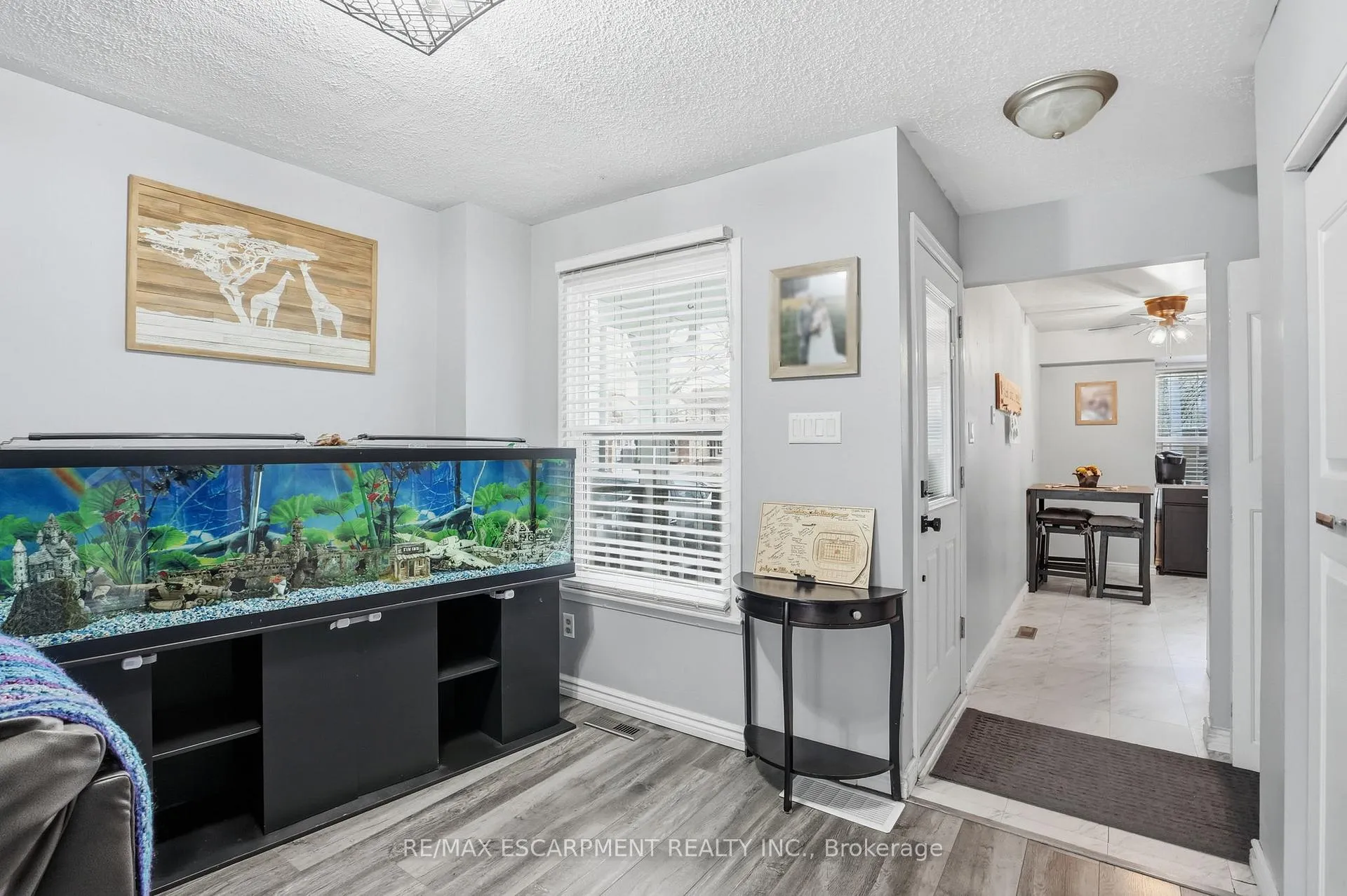 Photo 15 of 16 Enfield Crescent, Brantford — HOMEH