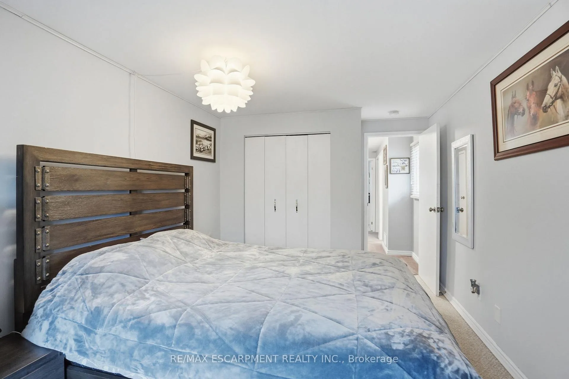 Photo 20 of 16 Enfield Crescent, Brantford — HOMEH