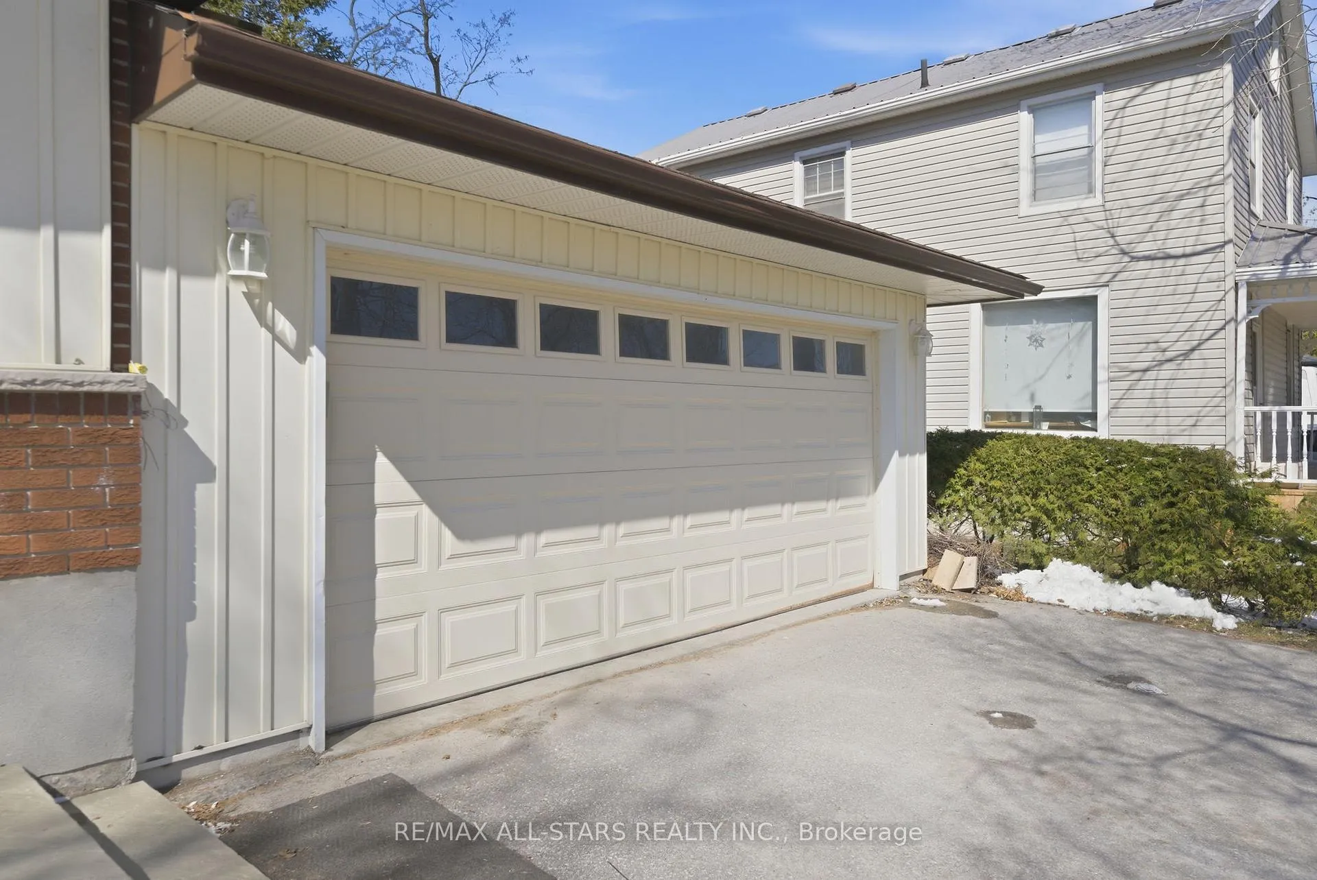 Photo 3 of 20 Hurd Street, Scugog, Port Perry — HOMEH