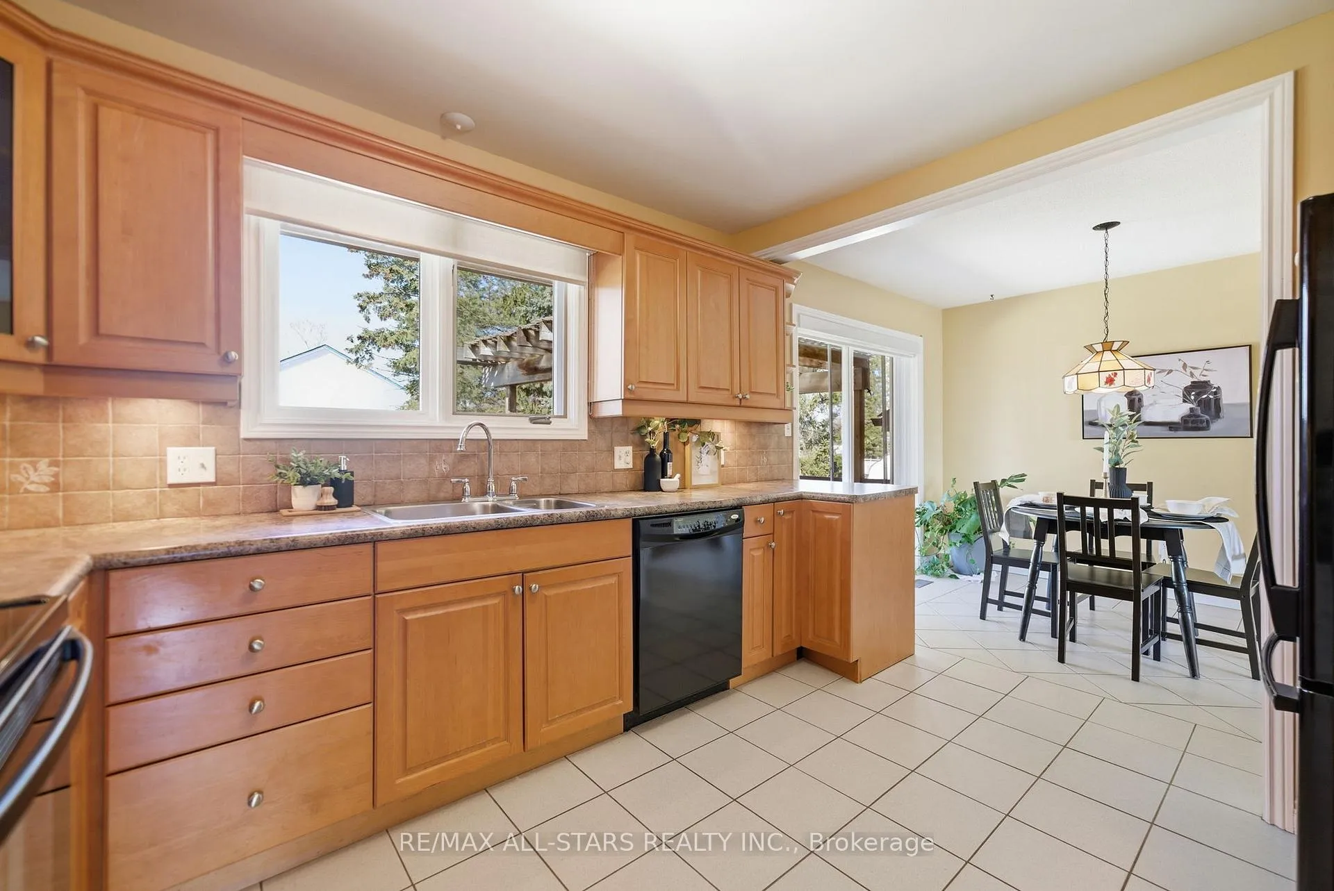 Photo 14 of 20 Hurd Street, Scugog, Port Perry — HOMEH