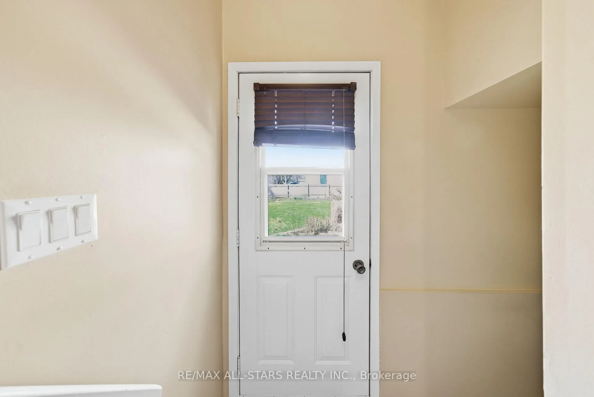 Photo 22 of 20 Hurd Street, Scugog, Port Perry — HOMEH