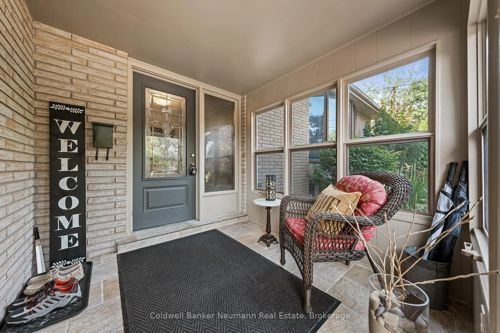 Photo 6 of 61 Bellevue Street, Guelph, Dovercliffe Park/Old University — HOMEH