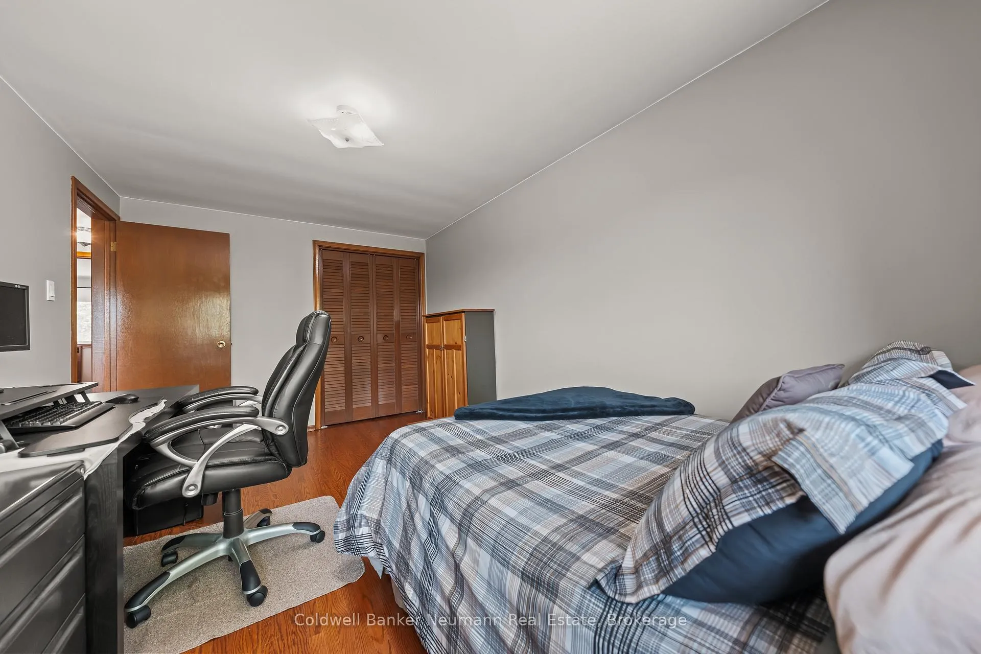 Photo 25 of 61 Bellevue Street, Guelph, Dovercliffe Park/Old University — HOMEH