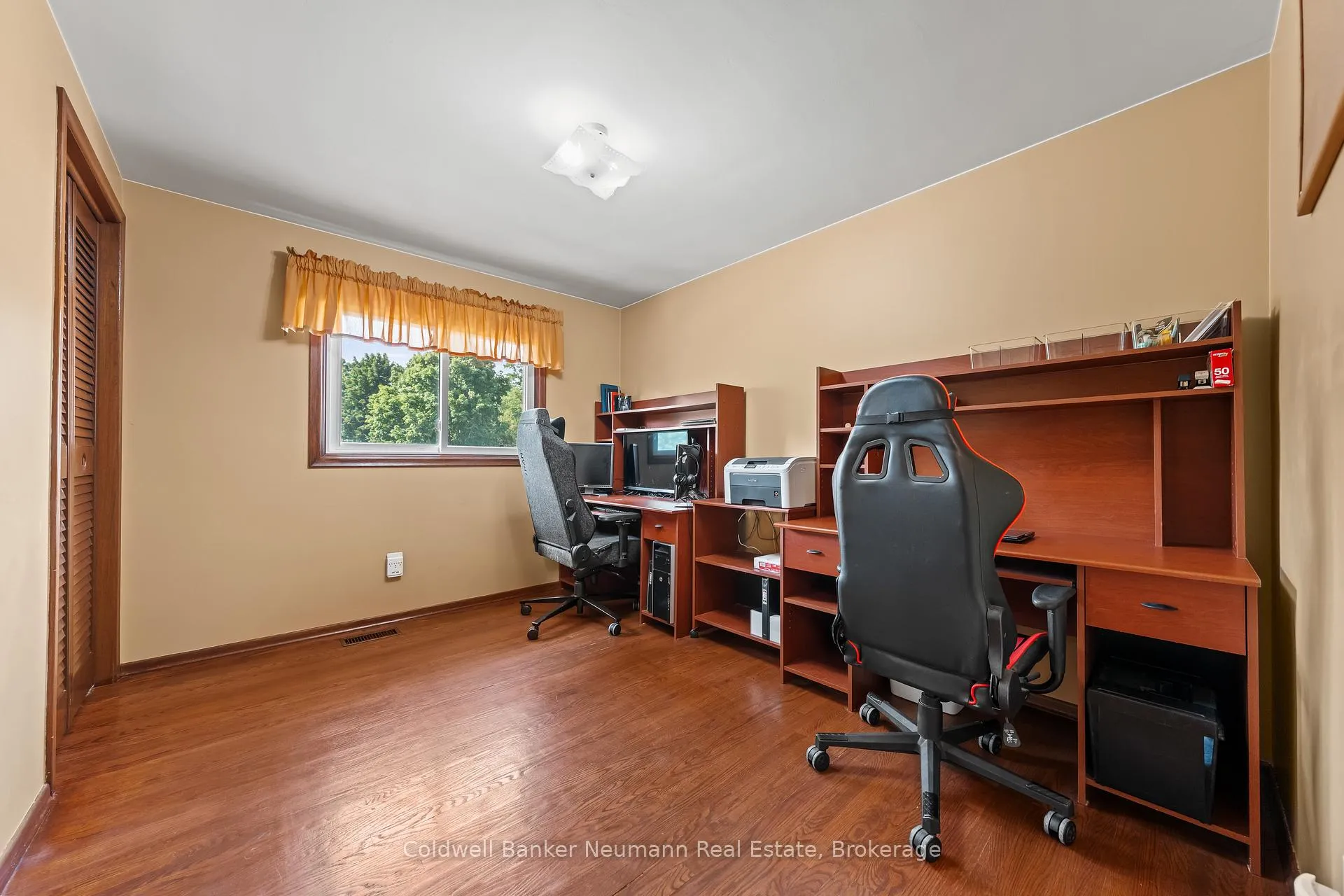 Photo 26 of 61 Bellevue Street, Guelph, Dovercliffe Park/Old University — HOMEH