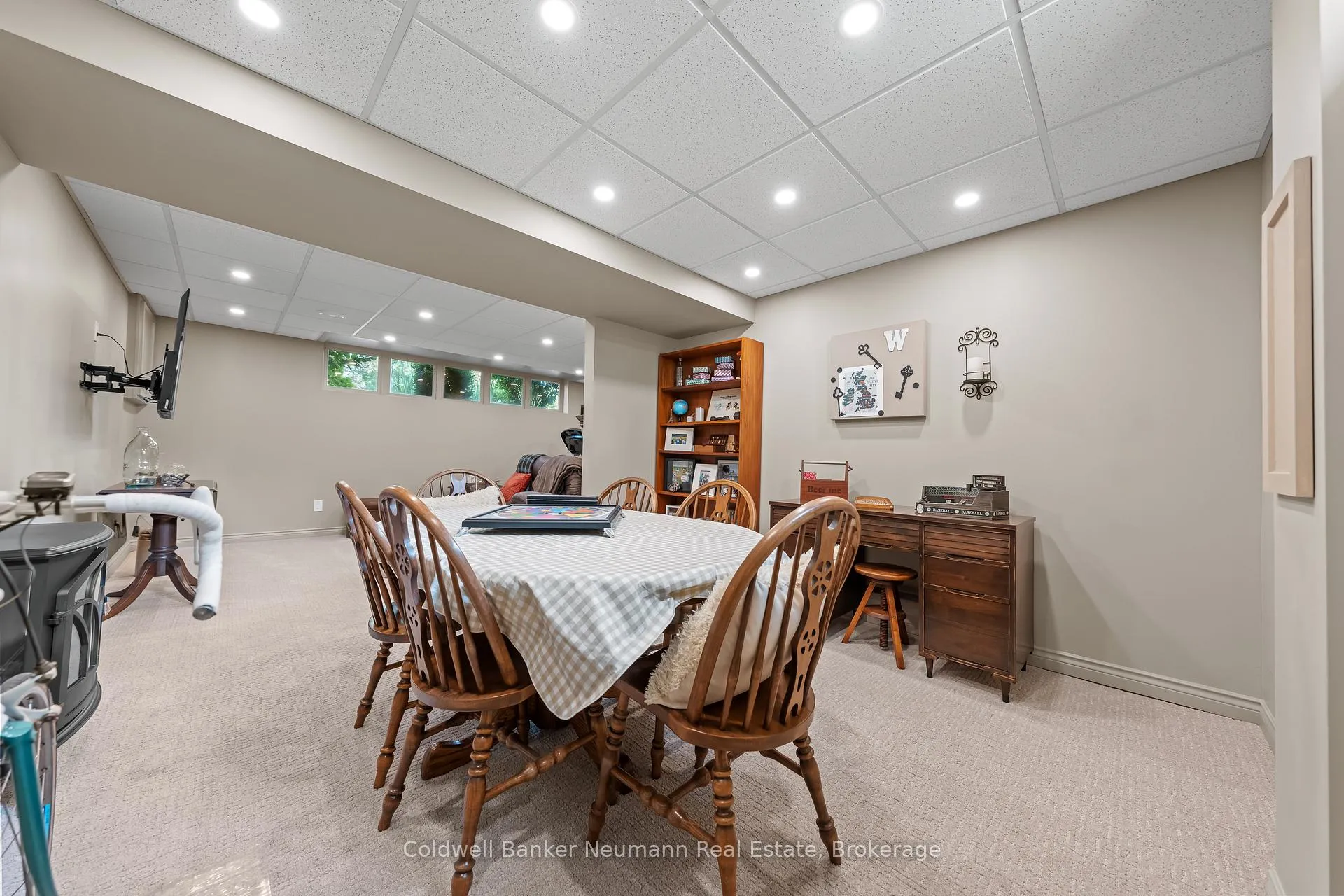 Photo 32 of 61 Bellevue Street, Guelph, Dovercliffe Park/Old University — HOMEH