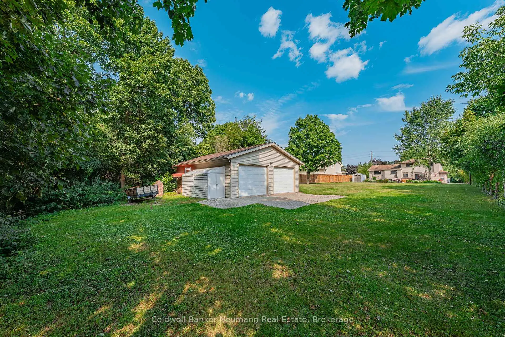 Photo 45 of 61 Bellevue Street, Guelph, Dovercliffe Park/Old University — HOMEH