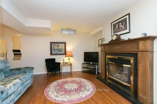 Photo 3 of 107 Trothen Circle, Markham, Markham Village — HOMEH