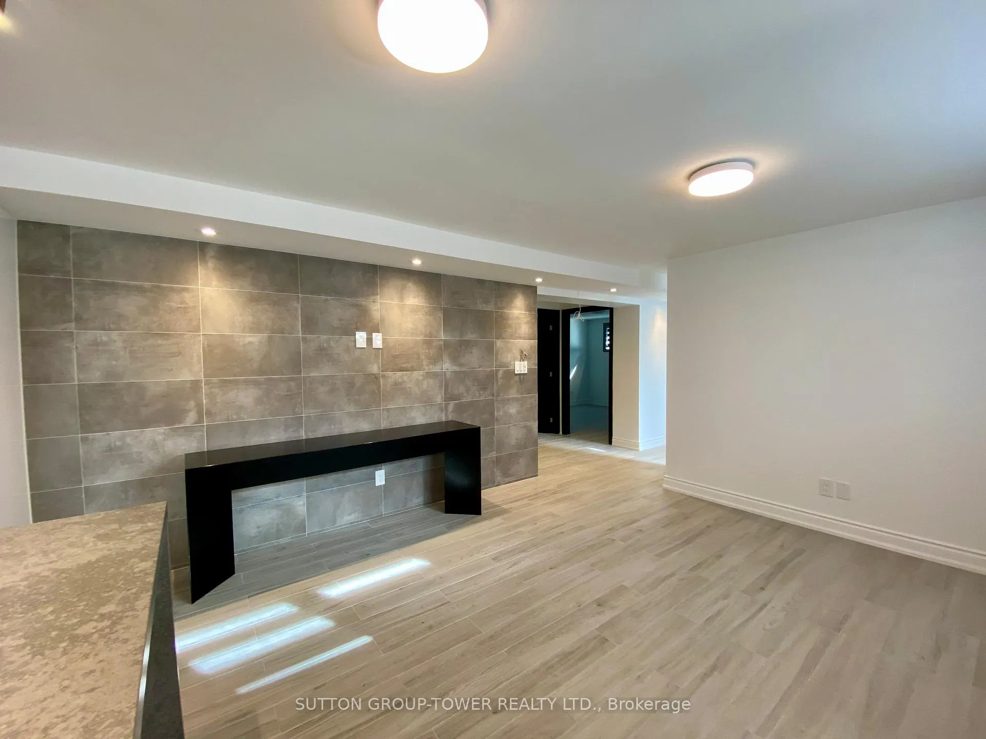 Photo 7 of Unit Unit 1, 2036 Davenport Road, Toronto, Weston-Pellam Park — HOMEH